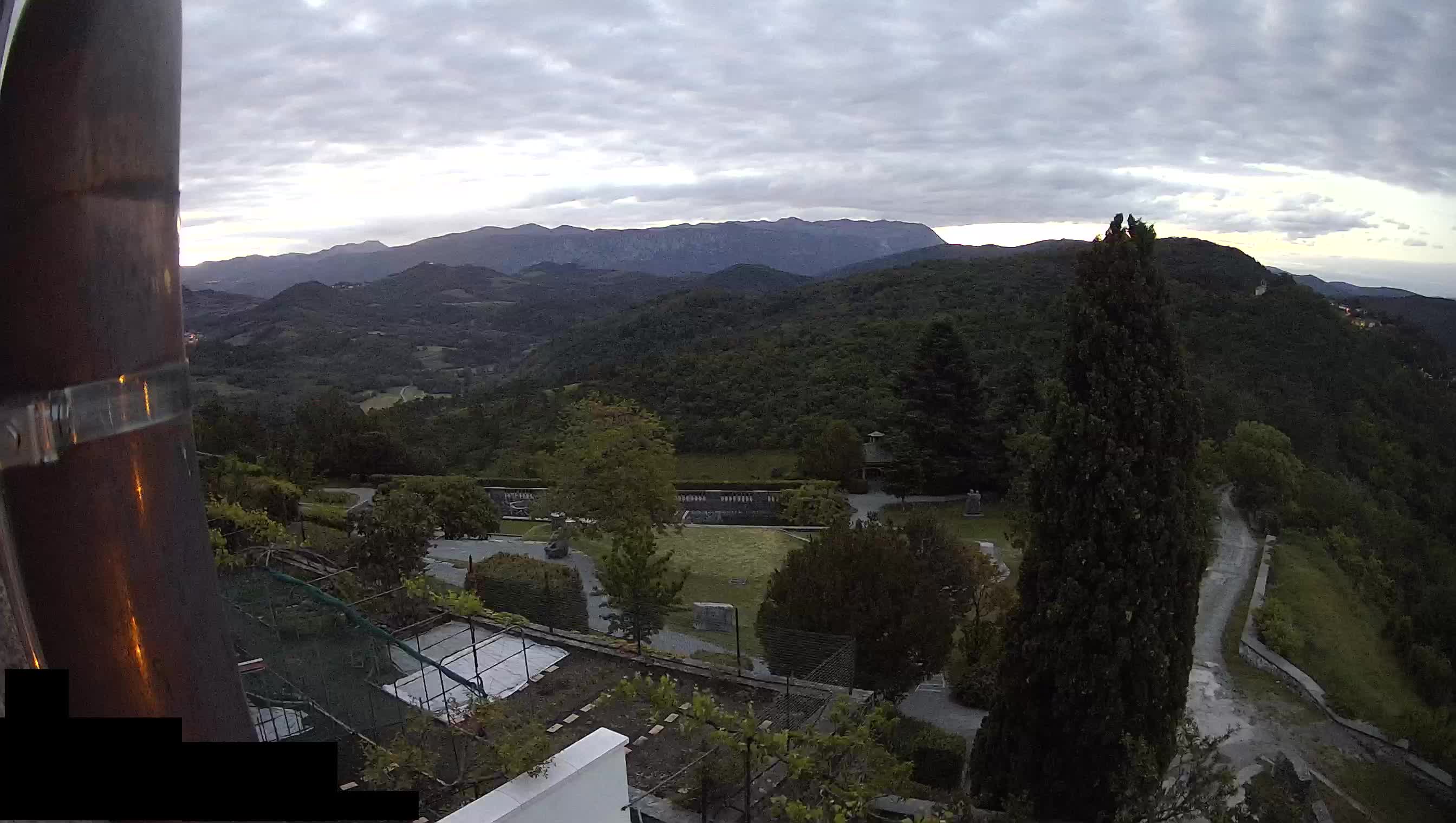 Webcam Štanjel –  Giardini Ferrari – Slovenia livecam