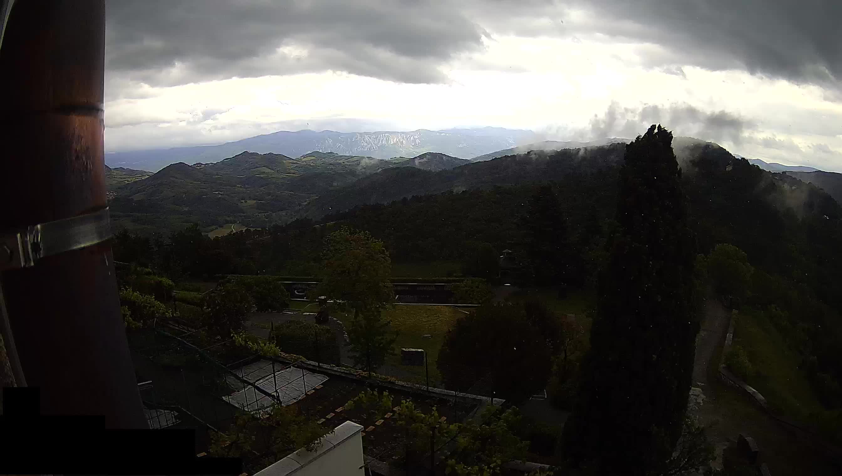 Webcam Štanjel –  Giardini Ferrari – Slovenia livecam
