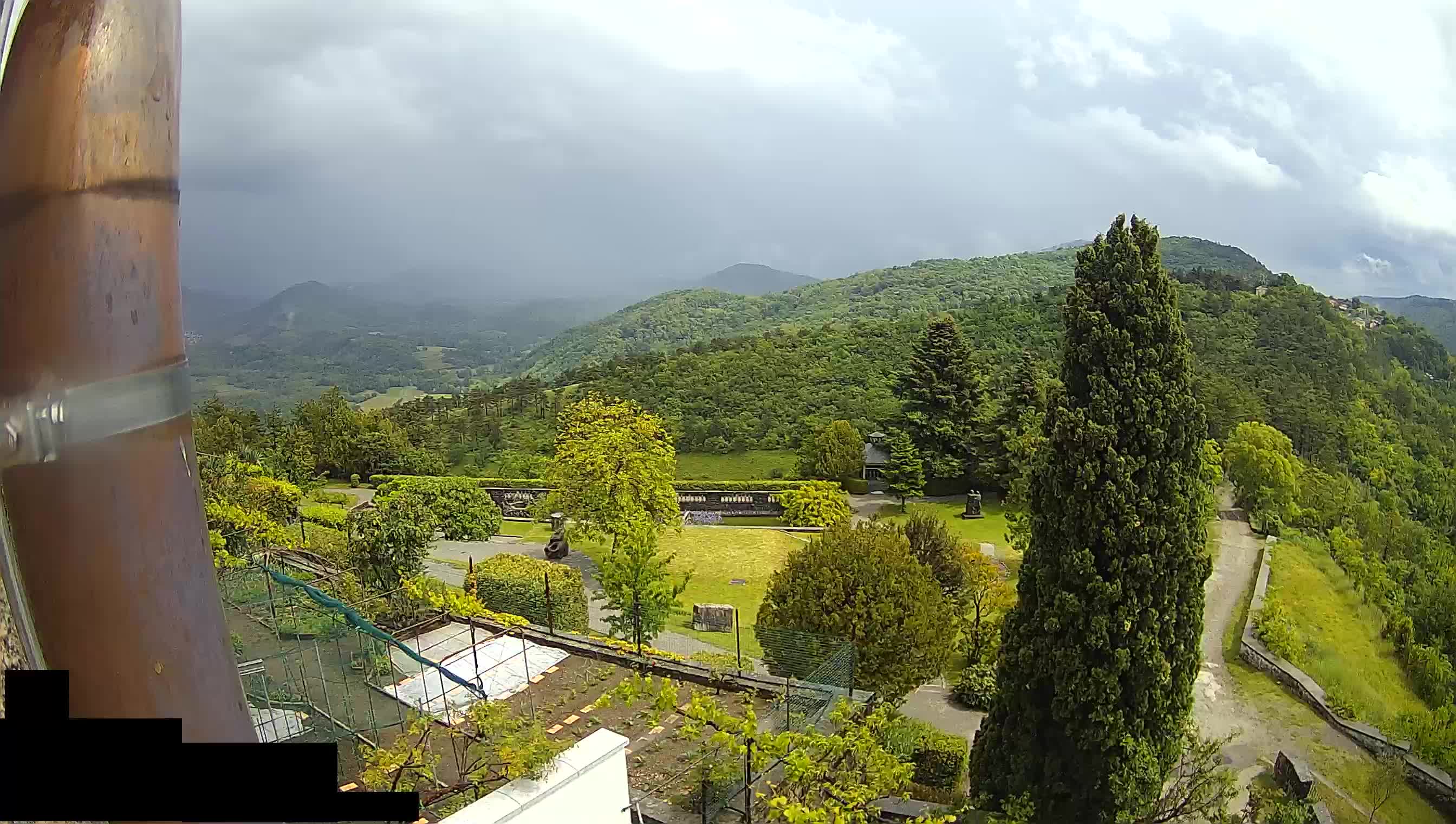 Live Webcam Štanjel –  Ferrari Garden – Slovenia livecam