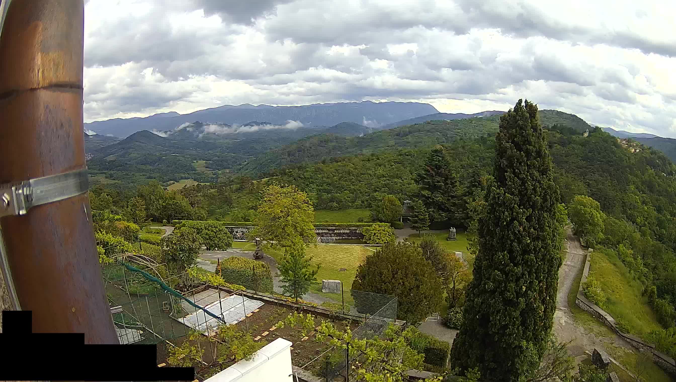 Live Webcam Štanjel –  Ferrari Garden – Slovenia livecam