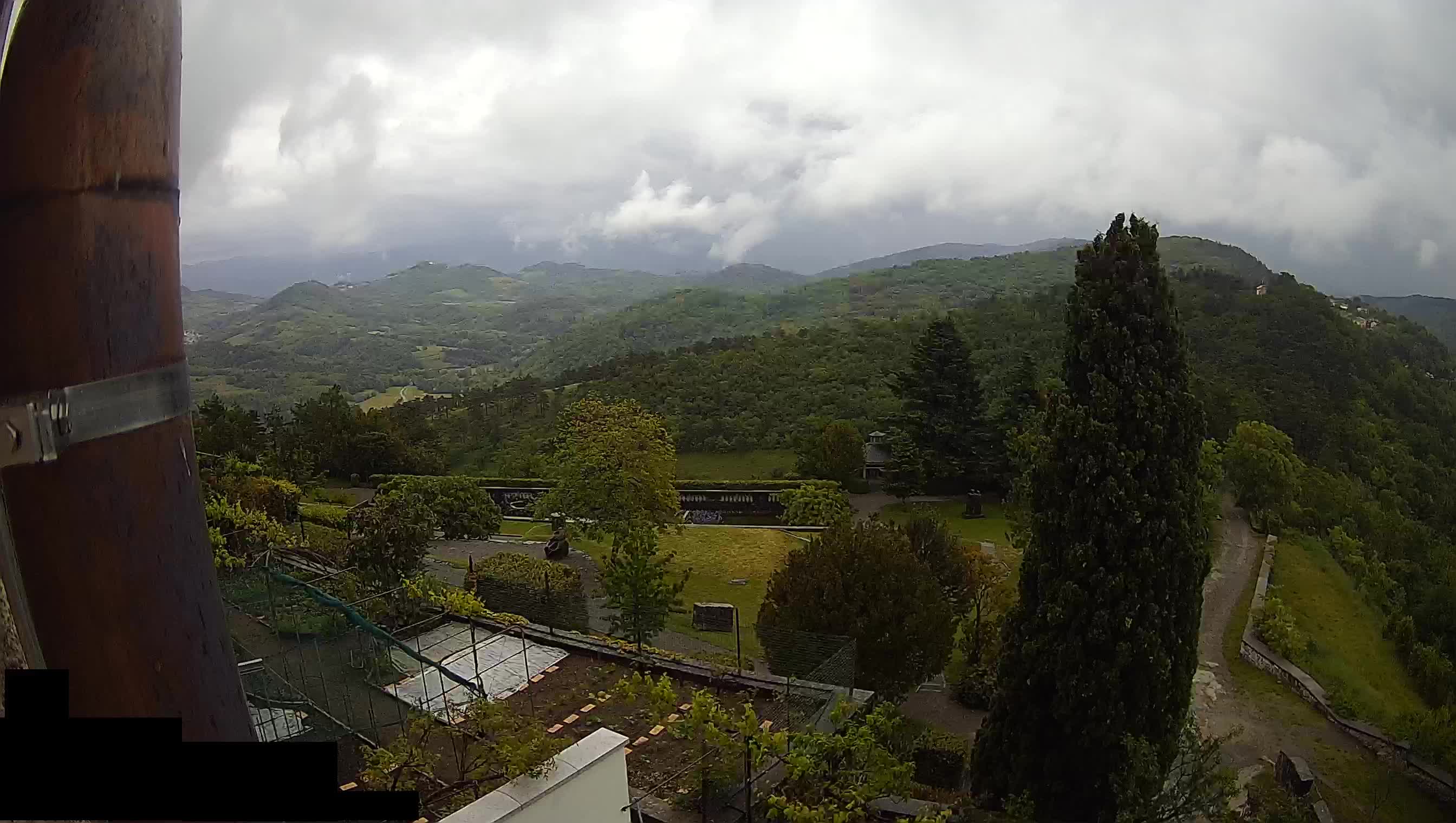 Štanjel – Ferrarijev vrt – Slovenija web kamere