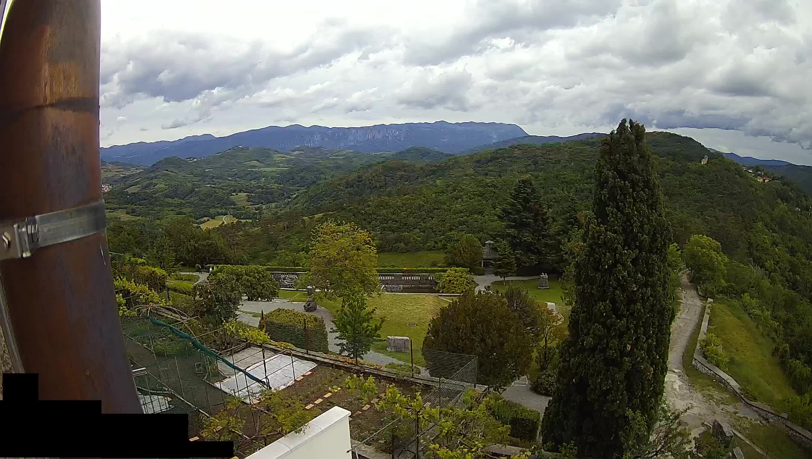 Live Webcam Štanjel –  Ferrari Garden – Slovenia livecam