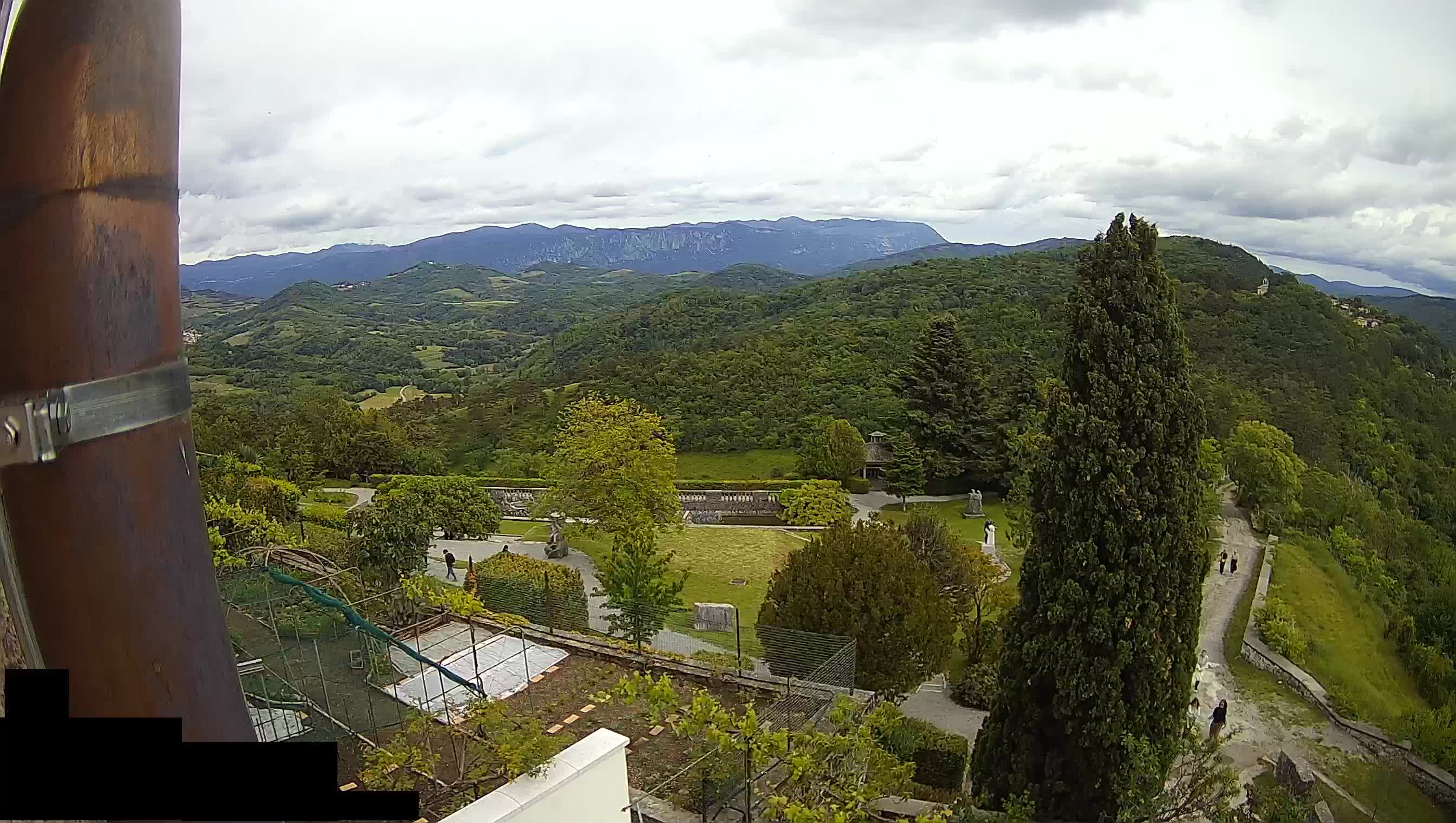 Live Webcam Štanjel –  Ferrari Garden – Slovenia livecam