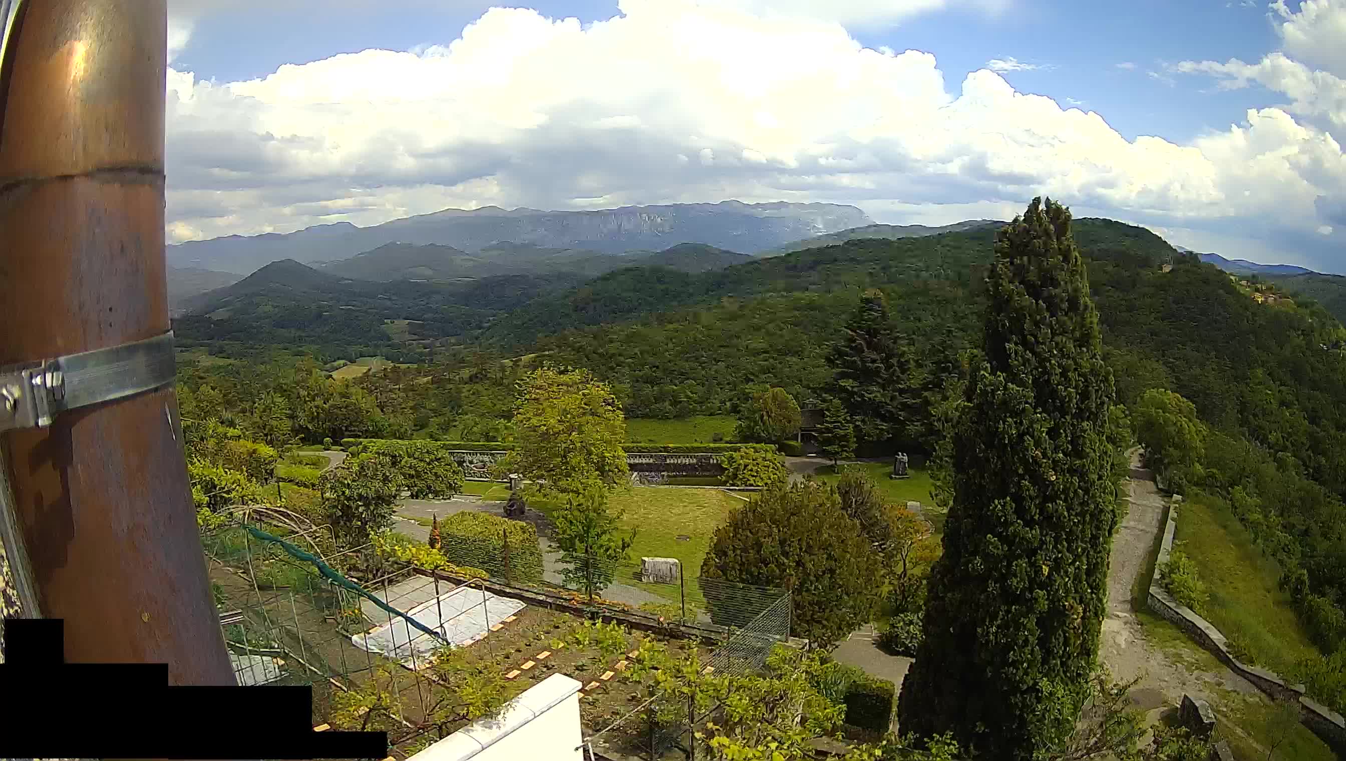 Live Webcam Štanjel – Ferrari Garden – Slovenia livecam
