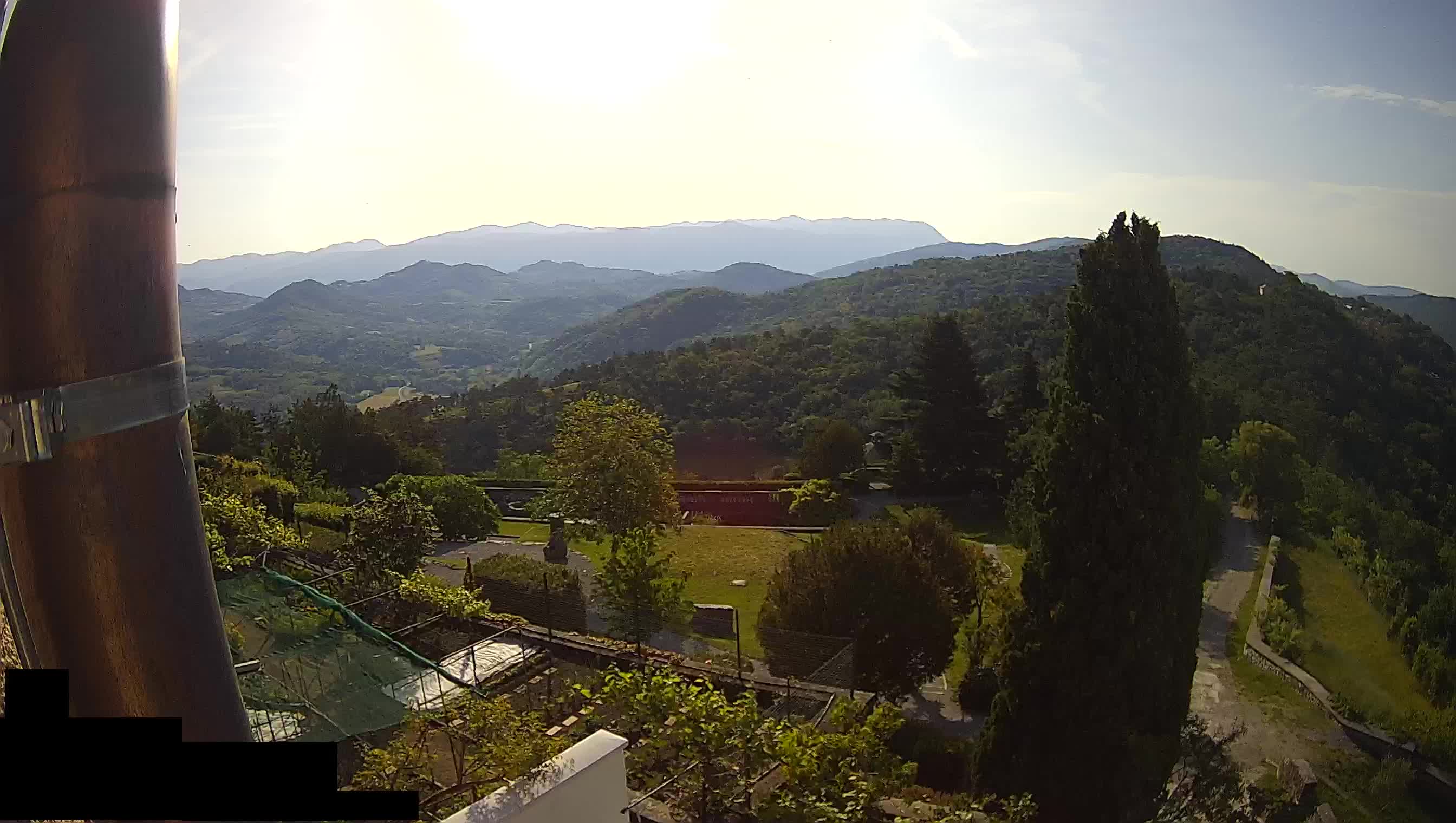 Live Webcam Štanjel – Ferrari Garden – Slovenia livecam