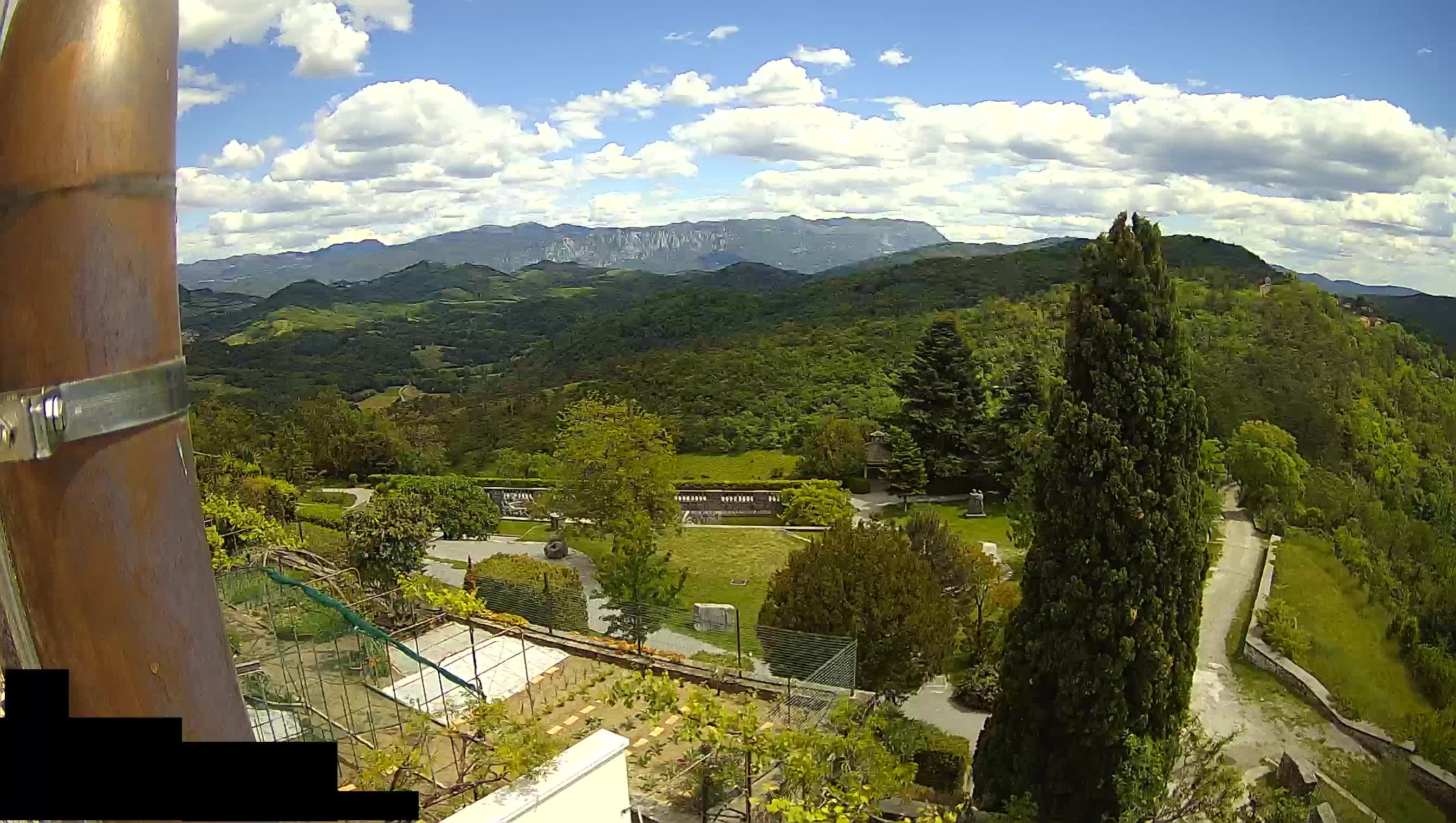 Webcam Štanjel –  Giardini Ferrari – Slovenia livecam