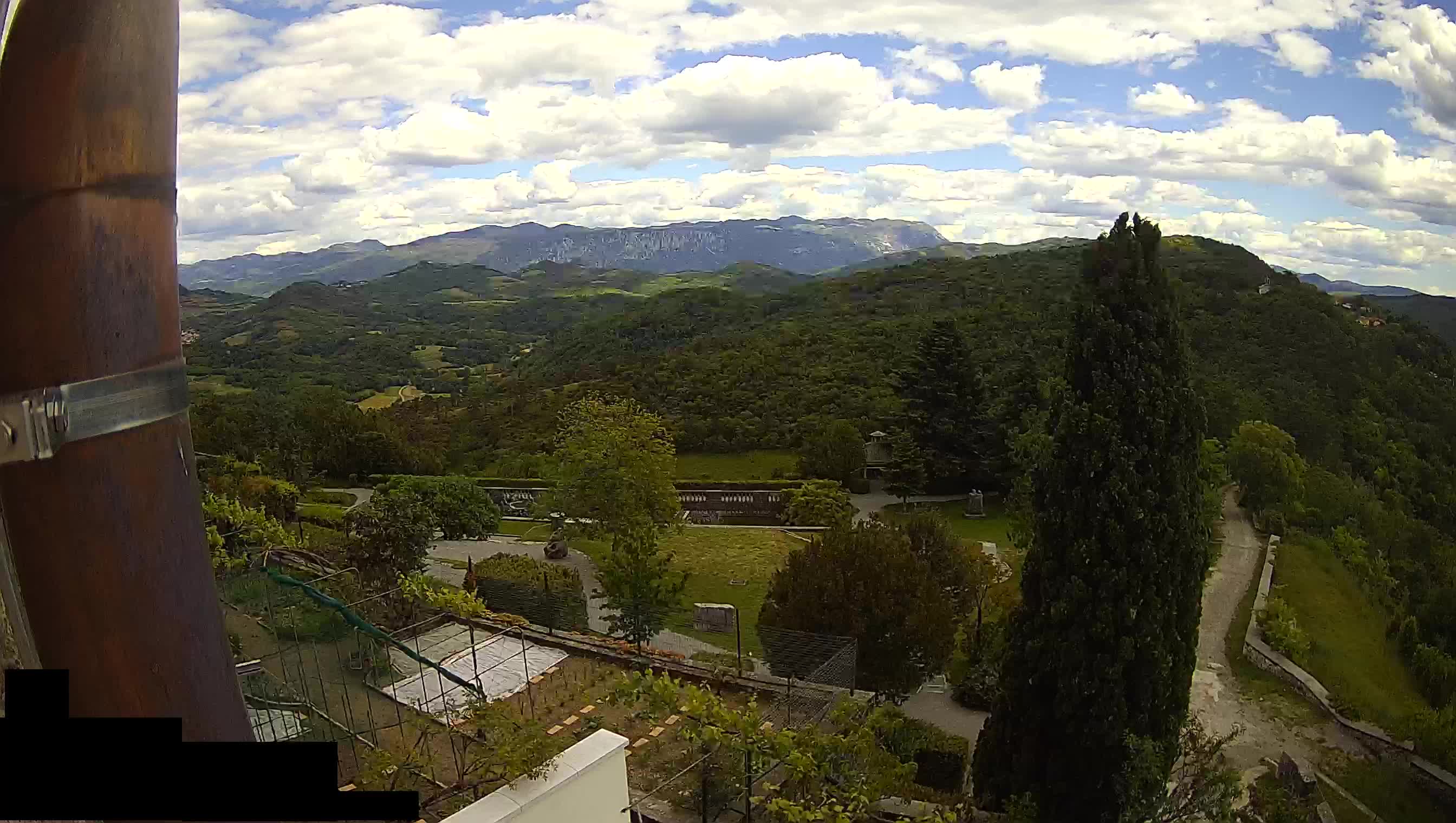 Live Webcam Štanjel – Ferrari Garden – Slovenia livecam
