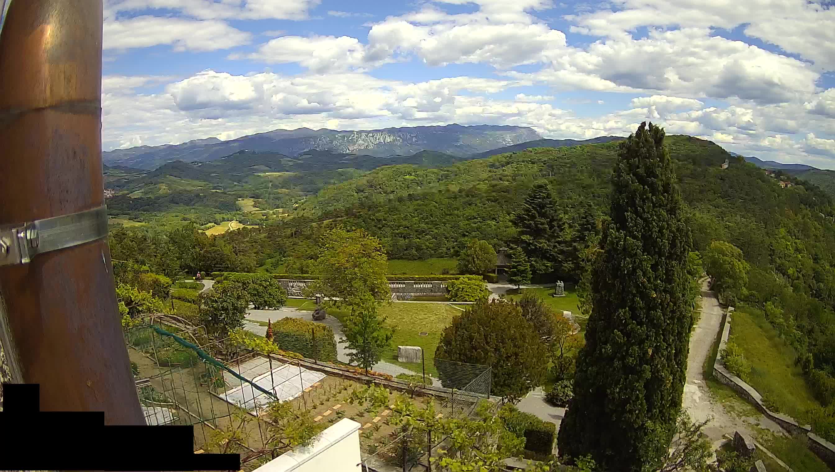 Live Webcam Štanjel – Ferrari Garden – Slovenia livecam