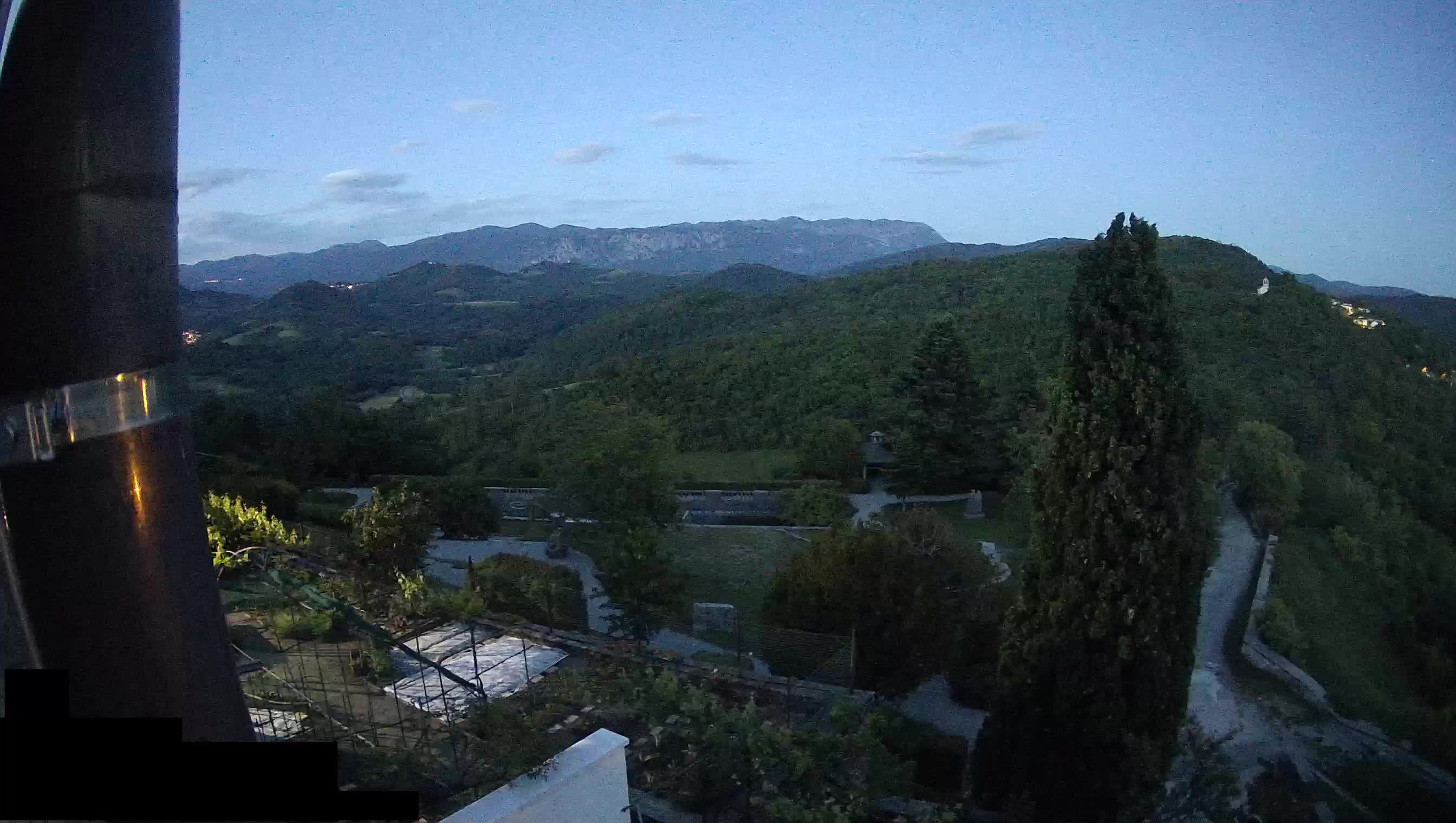 Live Webcam Štanjel –  Ferrari Garden – Slovenia livecam