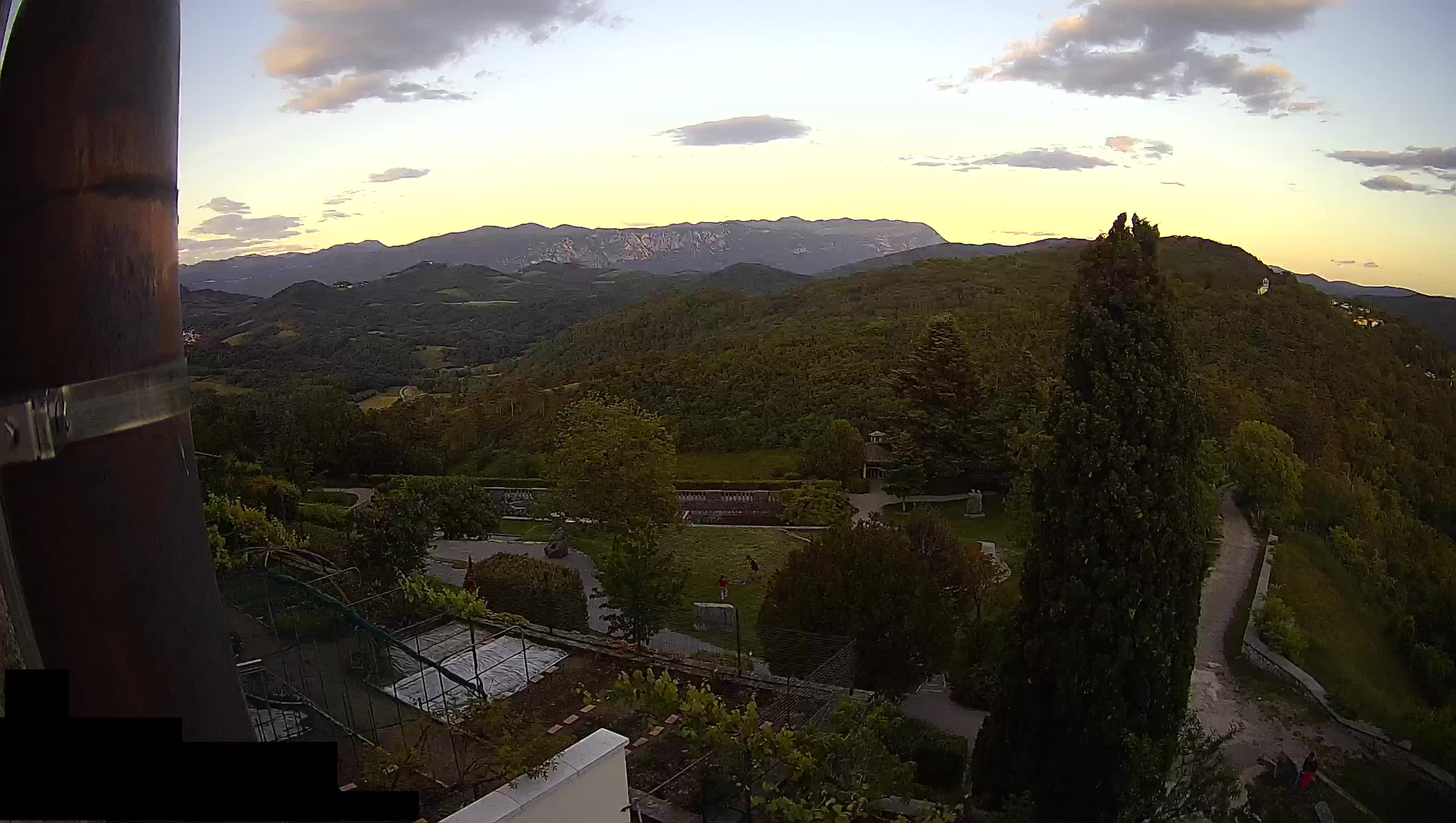 Live Webcam Štanjel – Ferrari Garden – Slovenia livecam