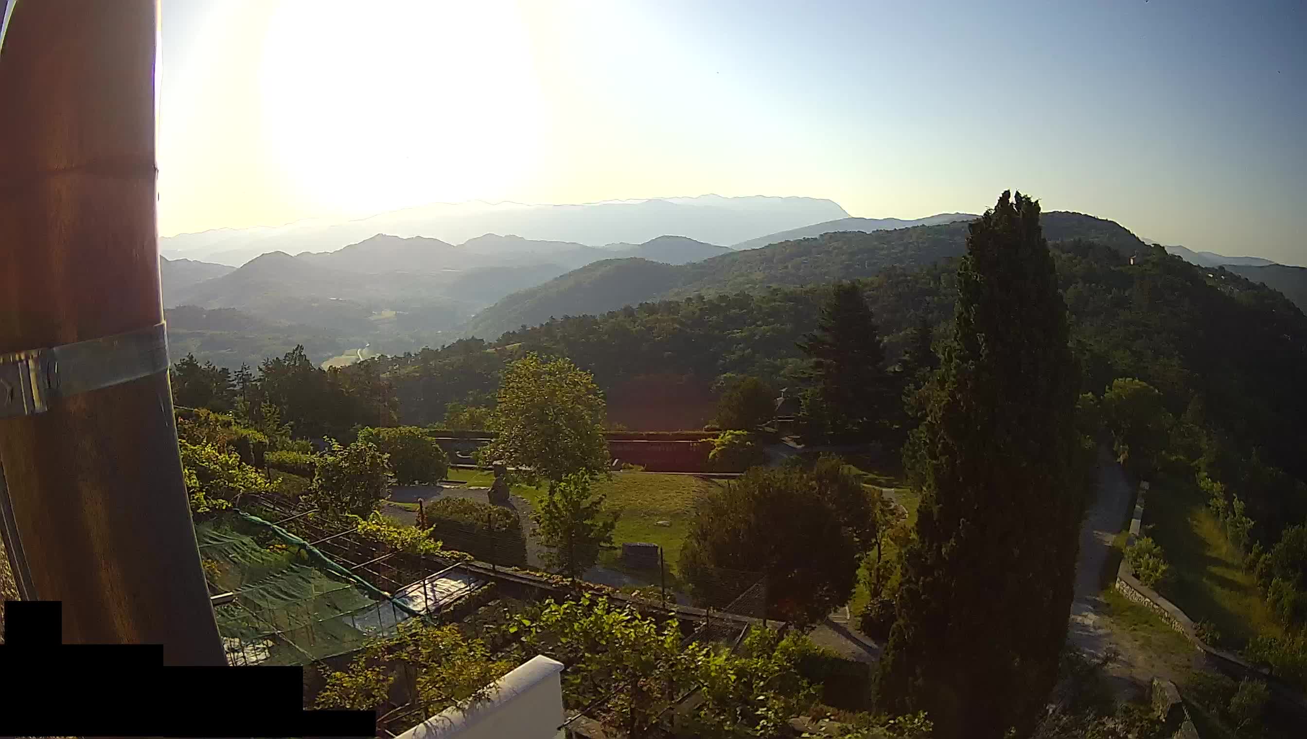 Live Webcam Štanjel –  Ferrari Garden – Slovenia livecam
