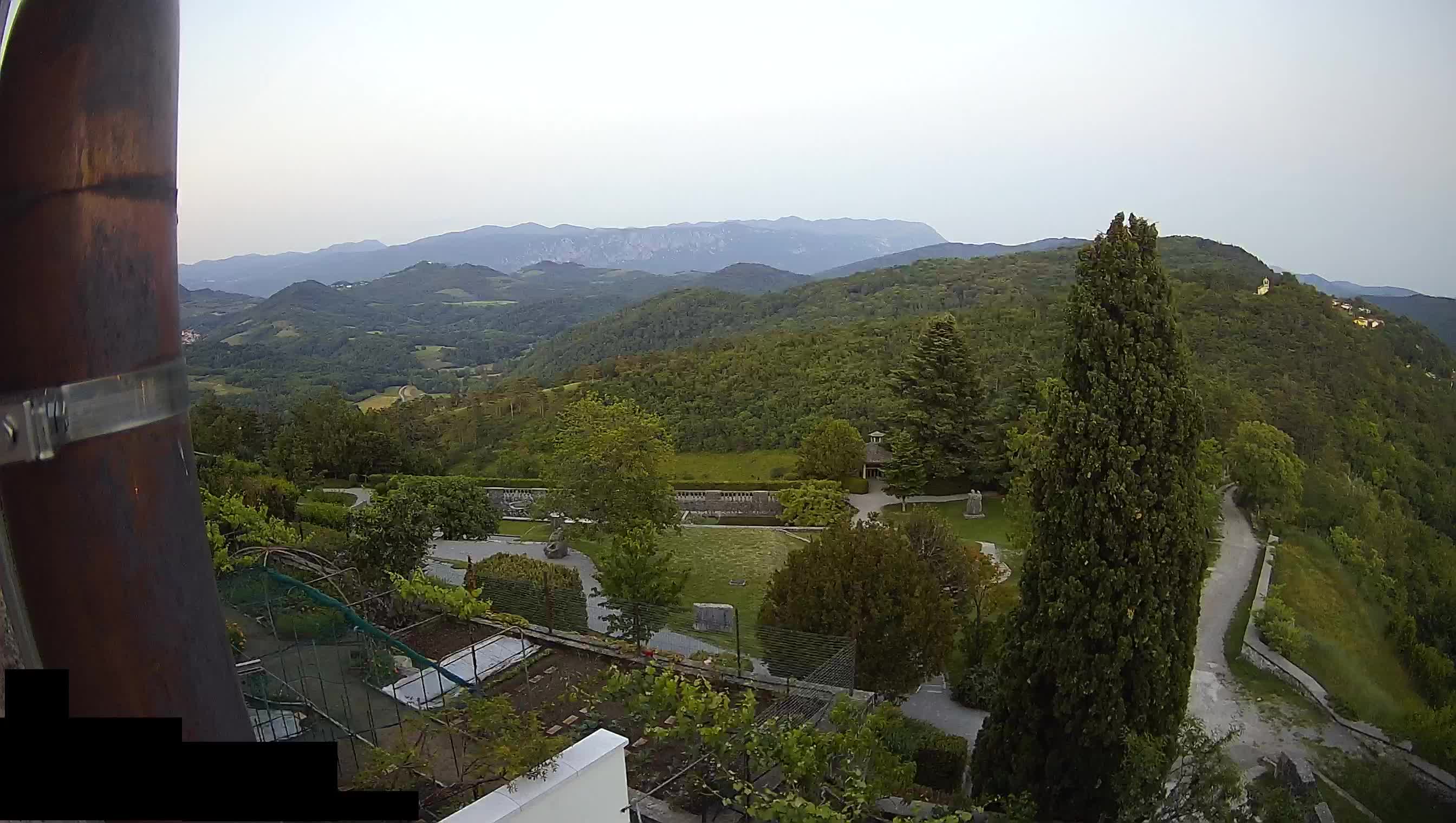 Live Webcam Štanjel –  Ferrari Garden – Slovenia livecam