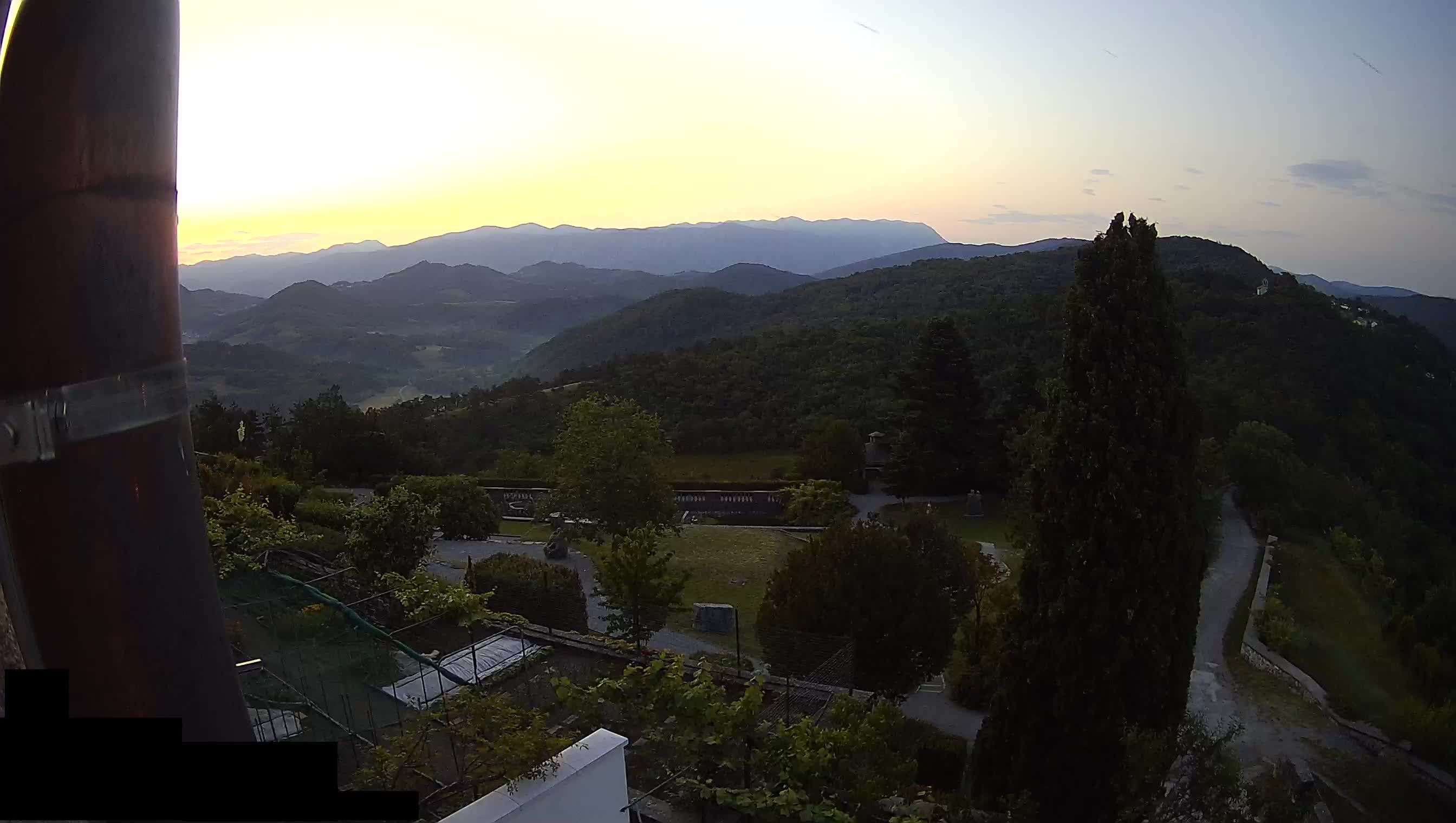 Live Webcam Štanjel – Ferrari Garden – Slovenia livecam
