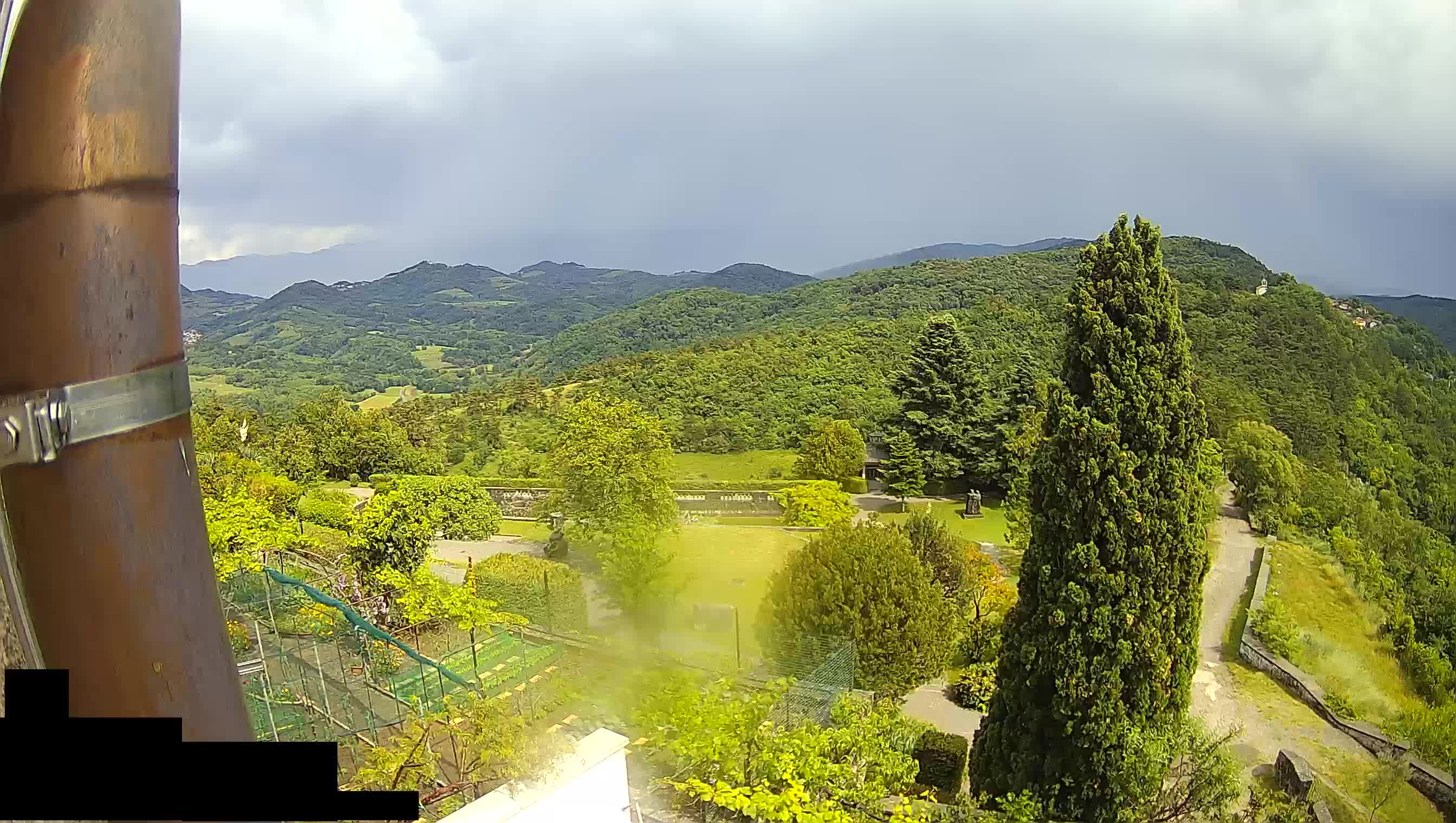 Štanjel – Ferrarijev vrt – Slovenija web kamere