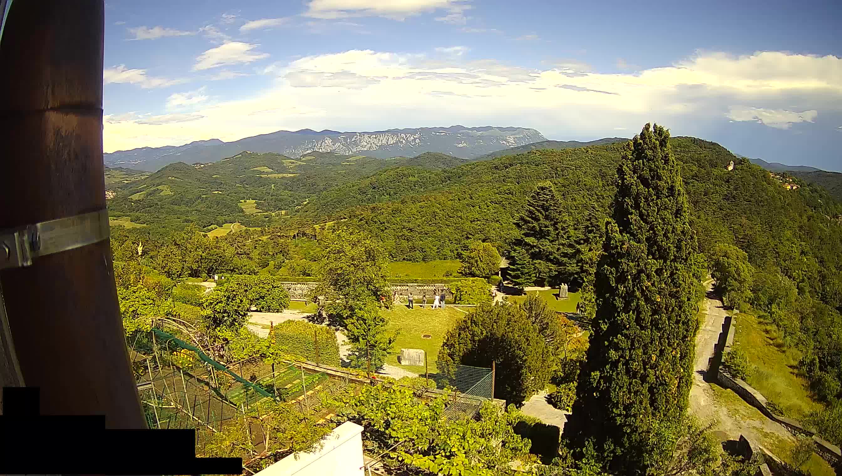 Live Webcam Štanjel –  Ferrari Garden – Slovenia livecam