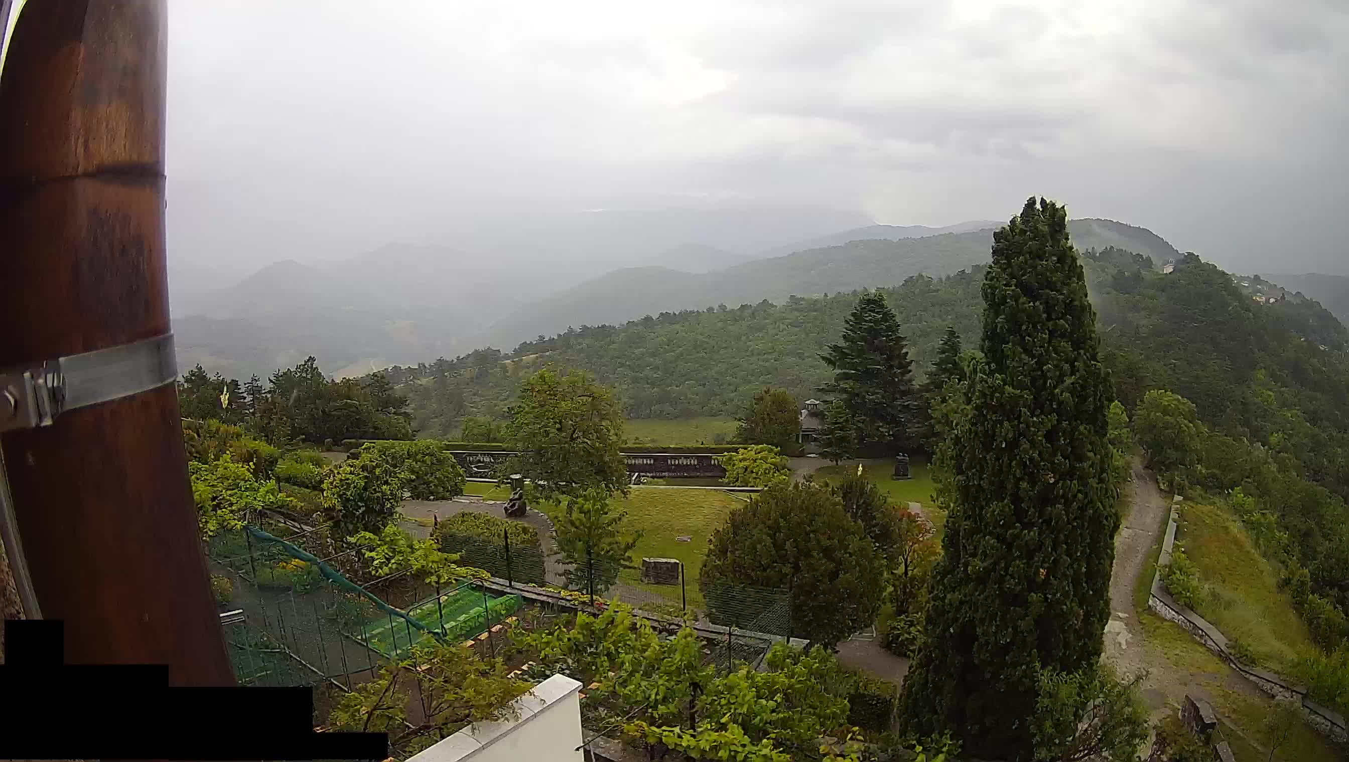 Live Webcam Štanjel –  Ferrari Garden – Slovenia livecam