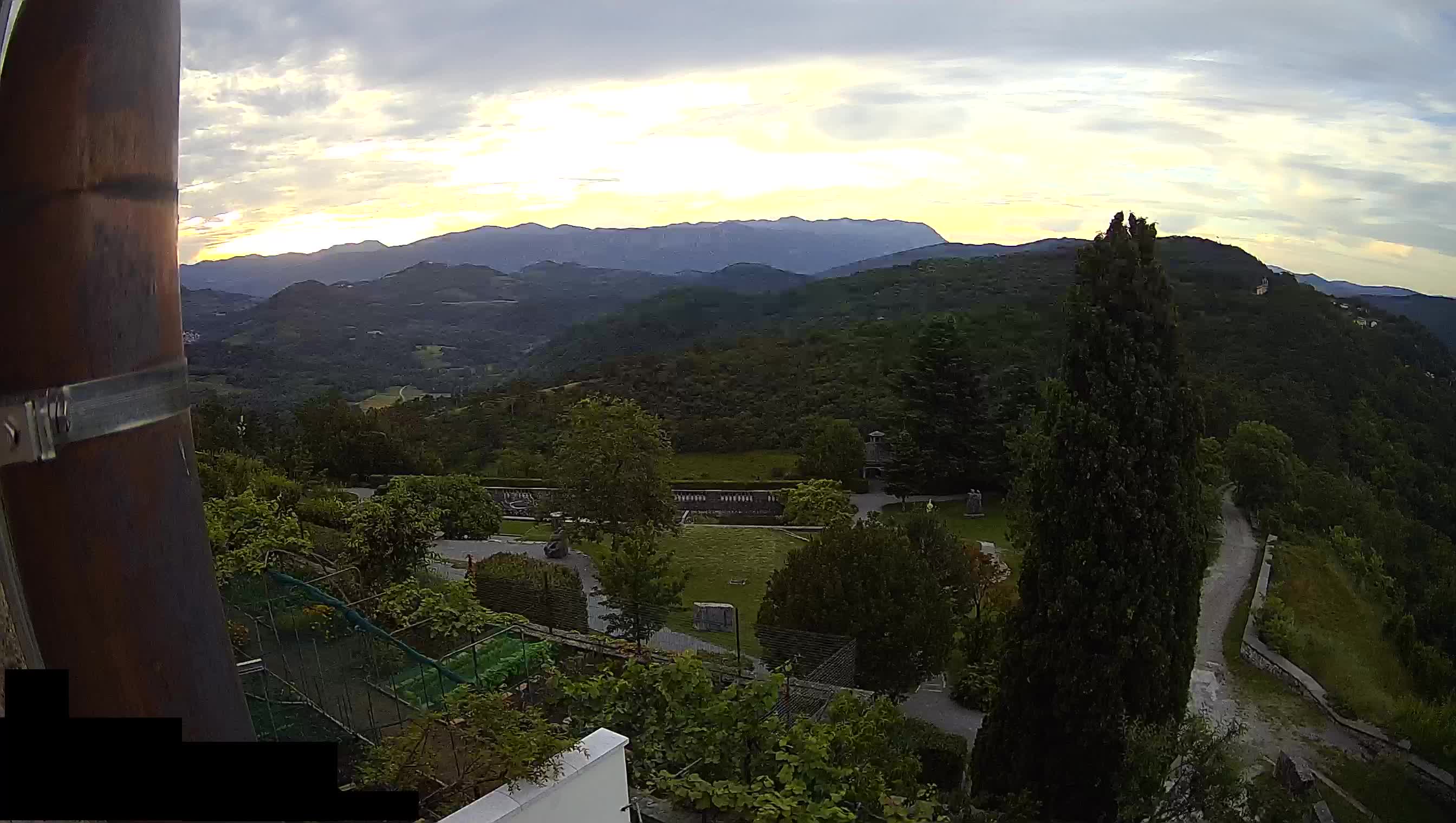 Live Webcam Štanjel – Ferrari Garden – Slovenia livecam