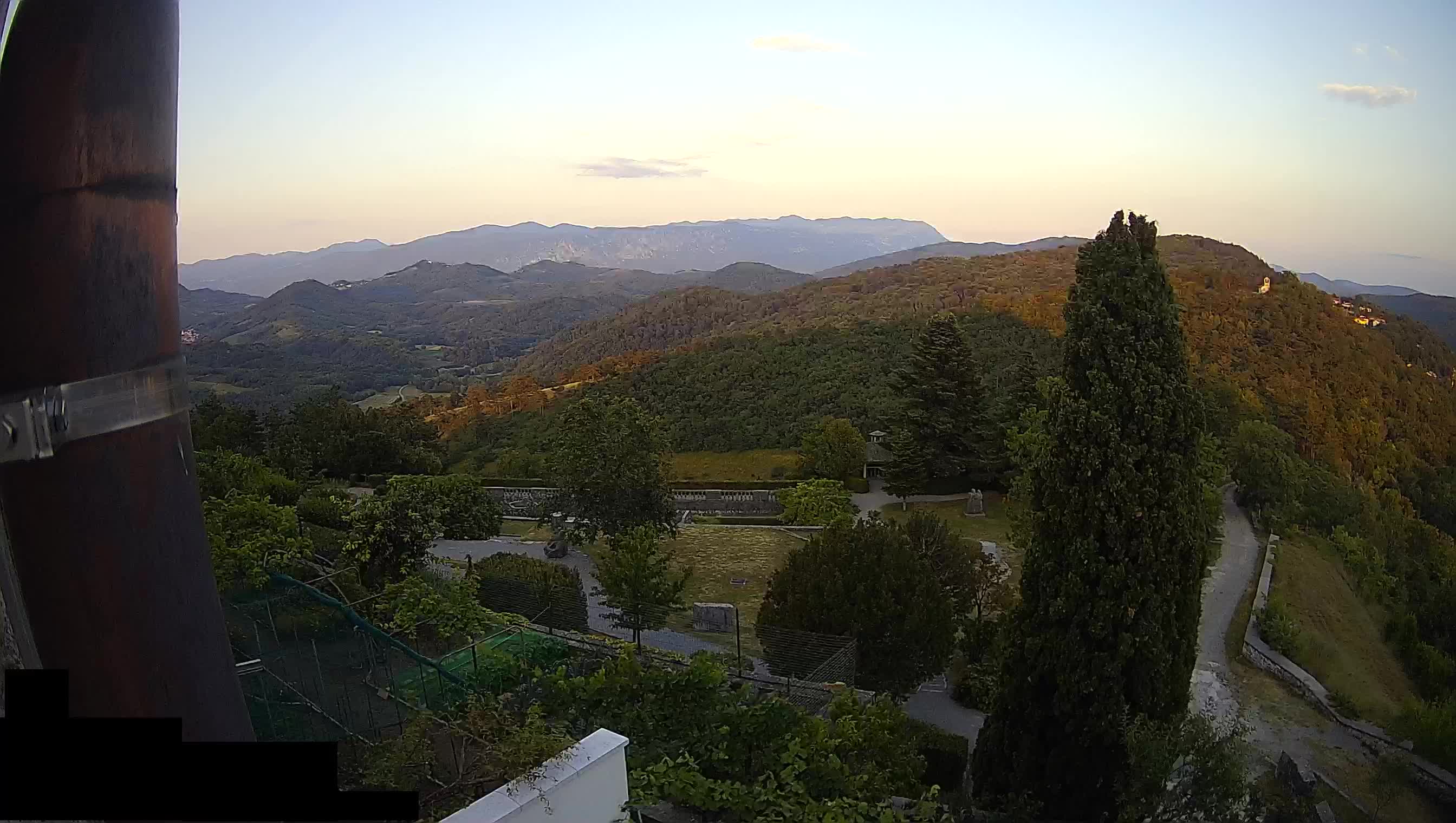 Live Webcam Štanjel – Ferrari Garden – Slovenia livecam