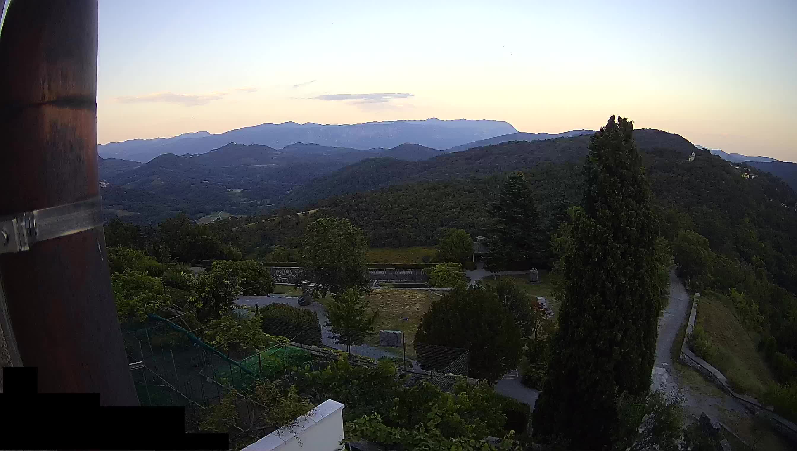 Live Webcam Štanjel –  Ferrari Garden – Slovenia livecam