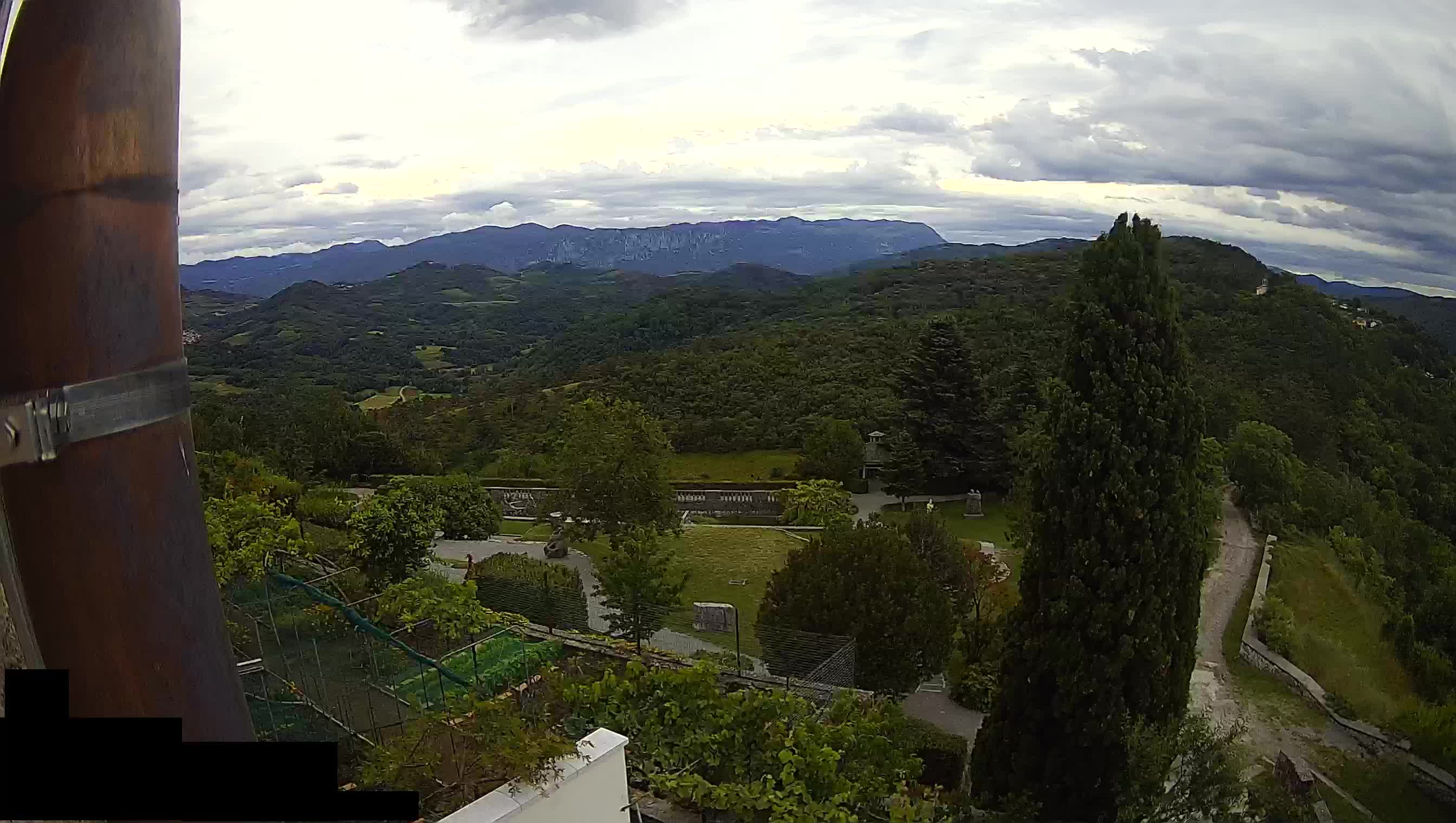 Webcam Štanjel –  Giardini Ferrari – Slovenia livecam