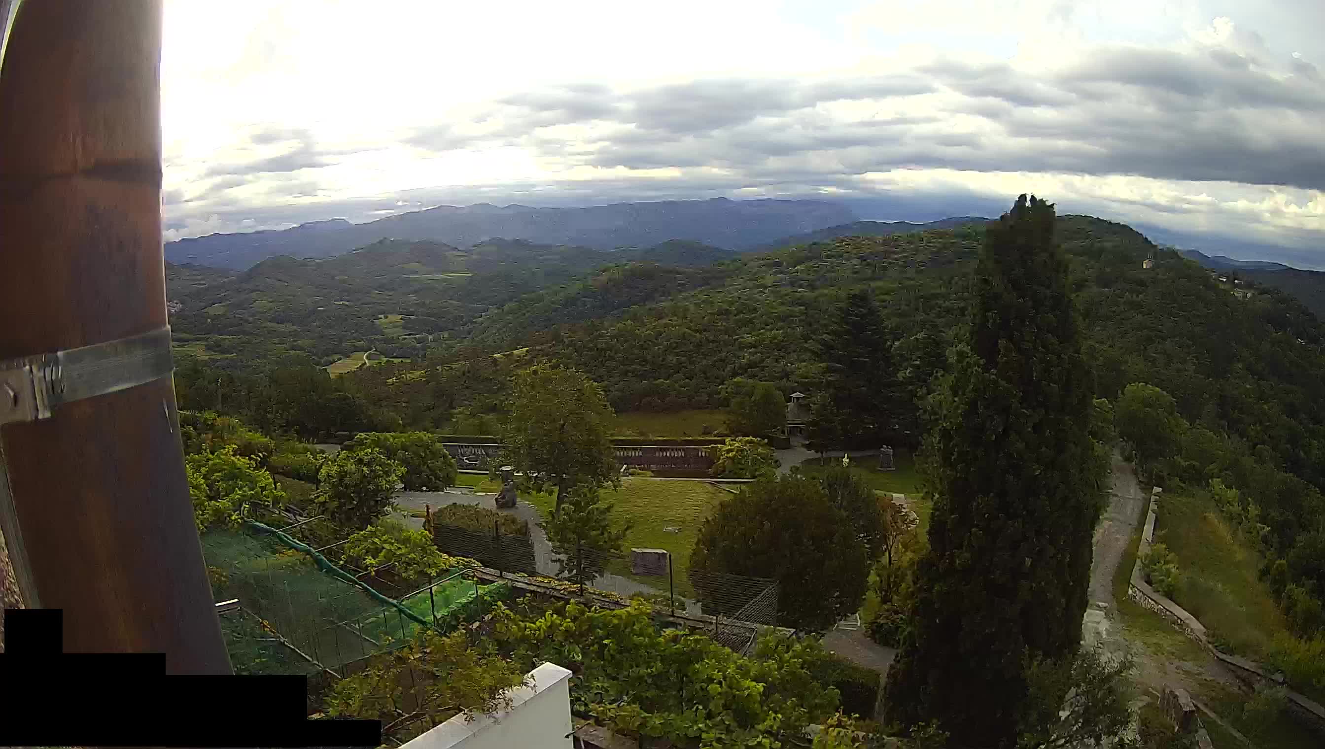 Live Webcam Štanjel –  Ferrari Garden – Slovenia livecam