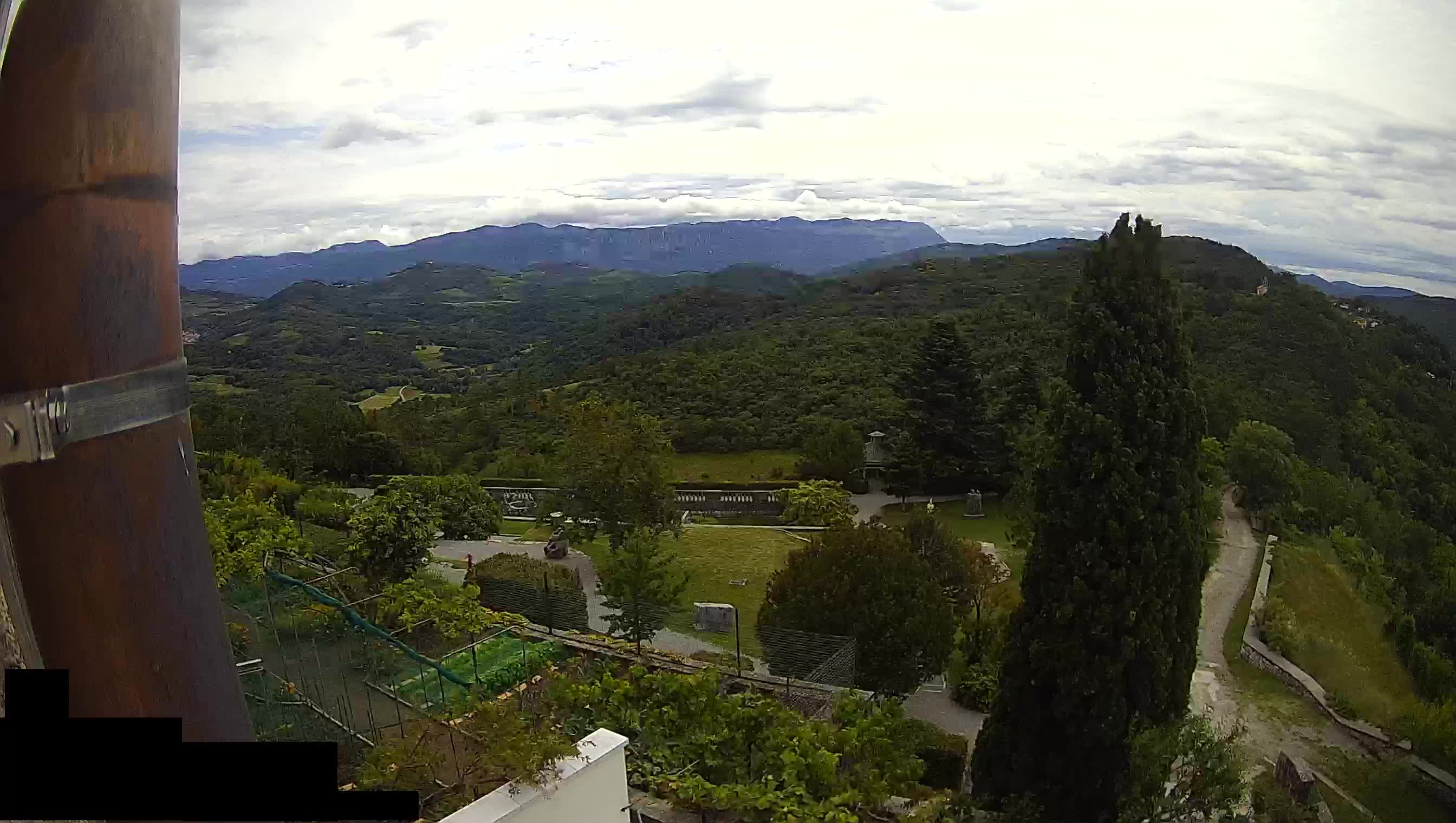 Webcam Štanjel –  Giardini Ferrari – Slovenia livecam