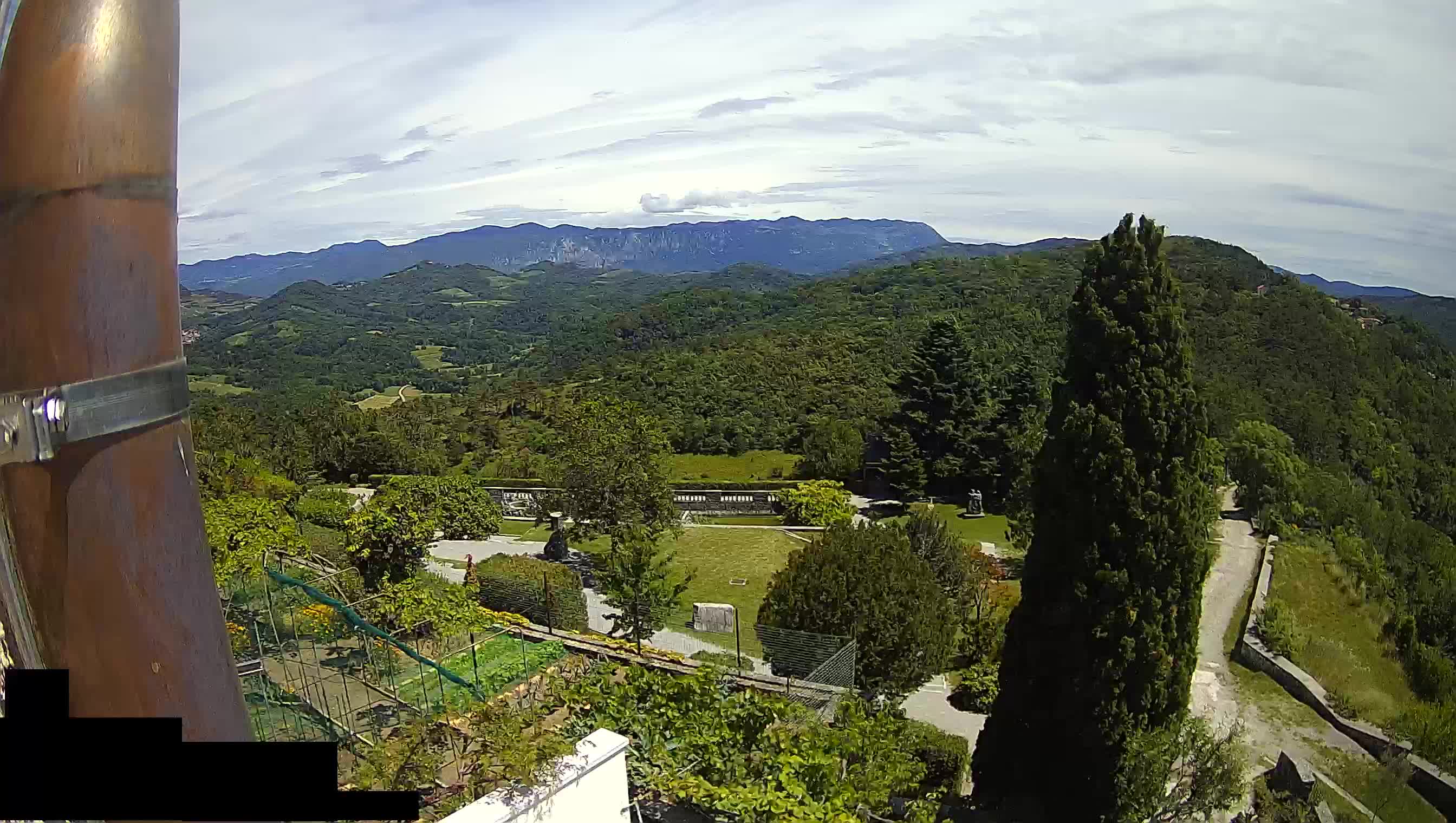 Live Webcam Štanjel –  Ferrari Garden – Slovenia livecam