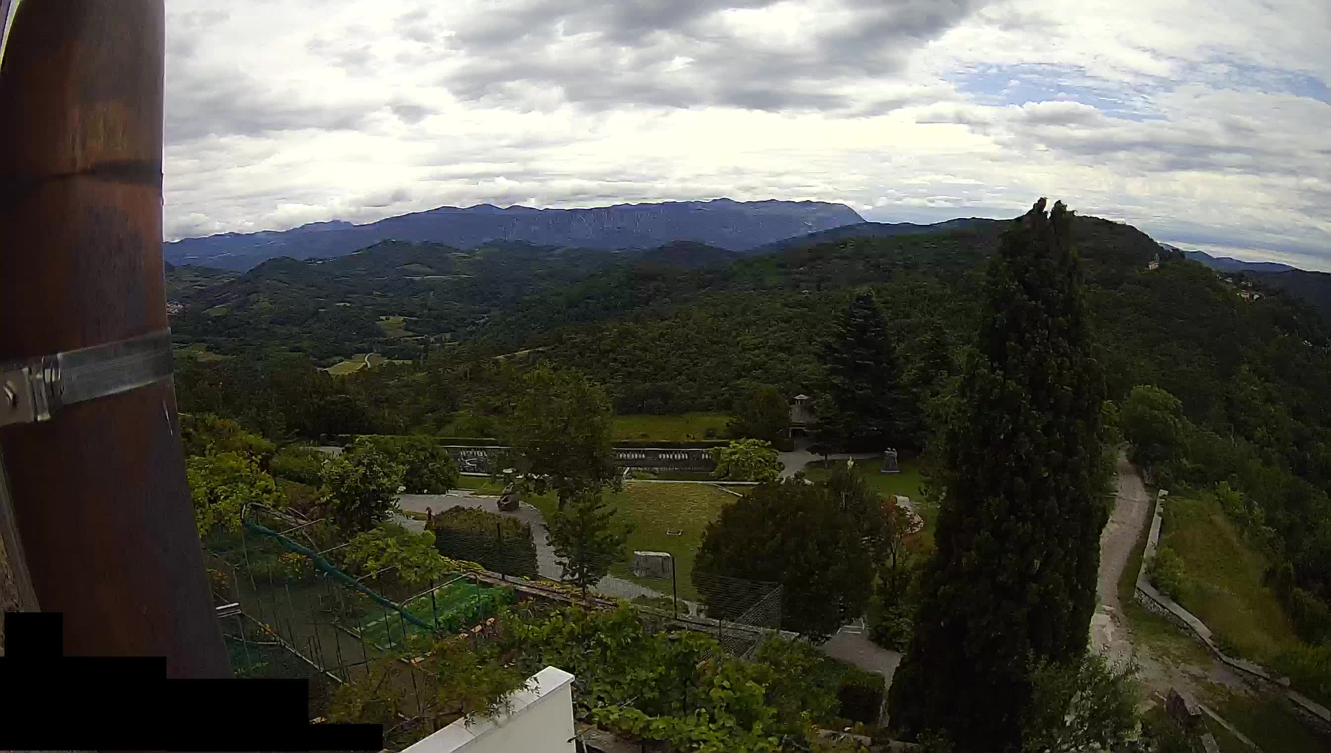 Webcam Štanjel –  Giardini Ferrari – Slovenia livecam