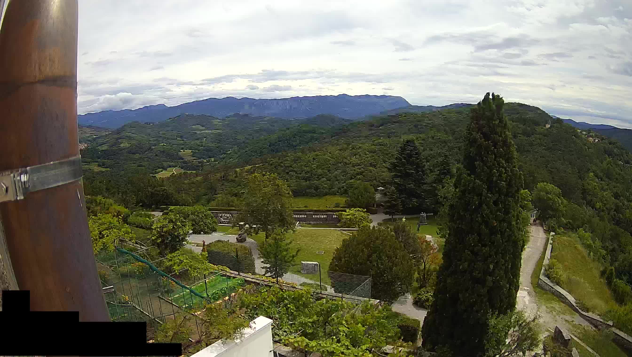 Štanjel – Ferrarijev vrt – Slovenija v živo
