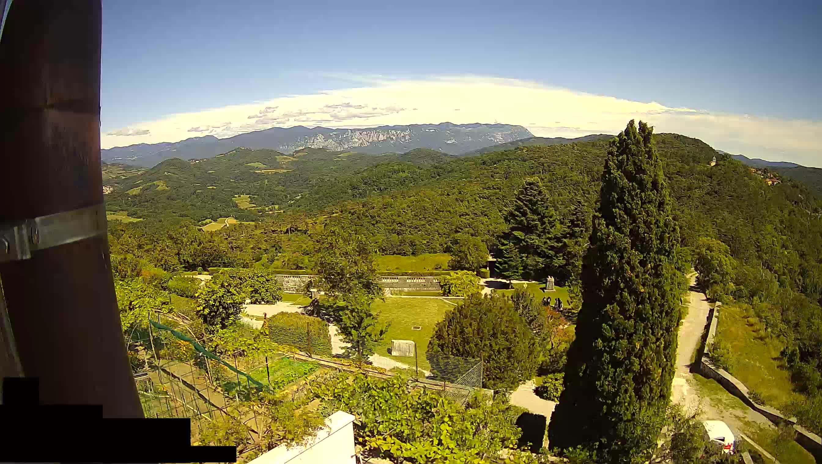 Live Webcam Štanjel –  Ferrari Garden – Slovenia livecam