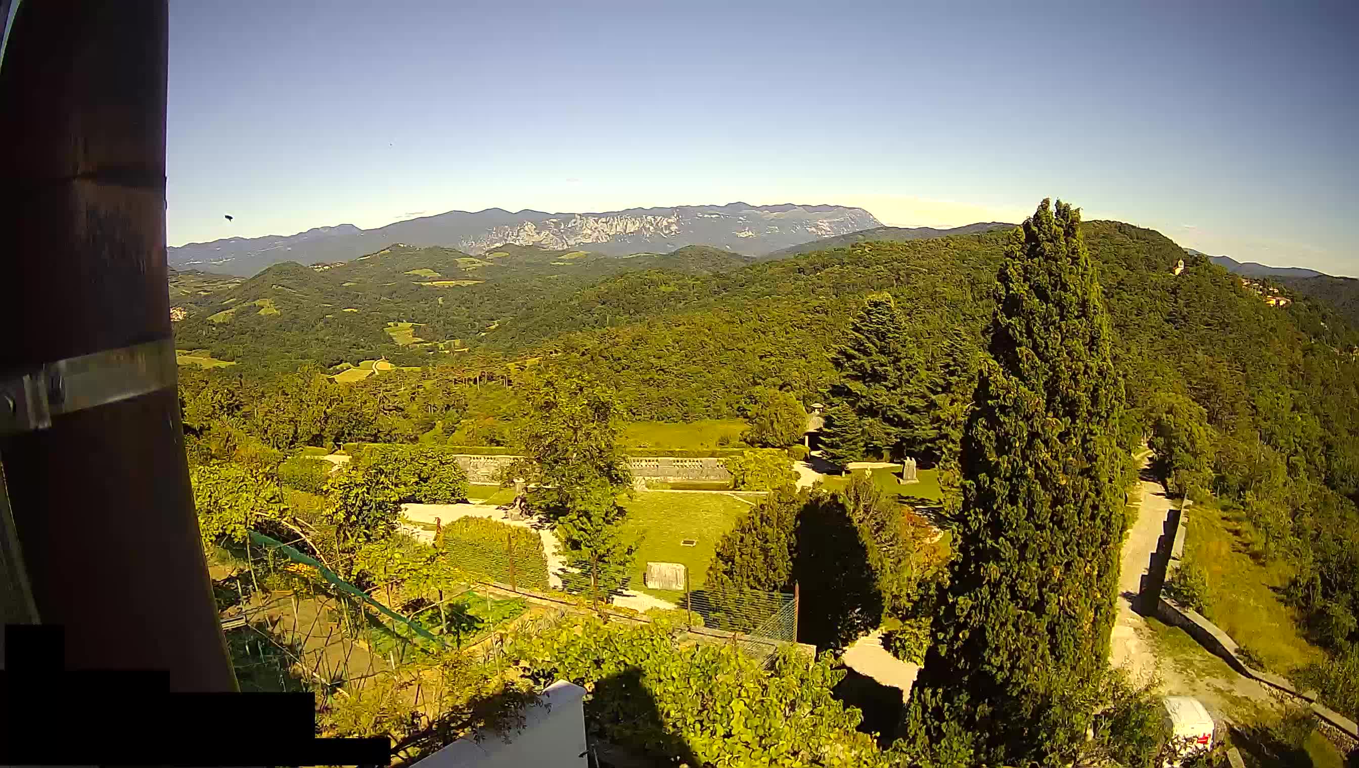 Štanjel – Ferrarijev vrt – Slovenija web kamere