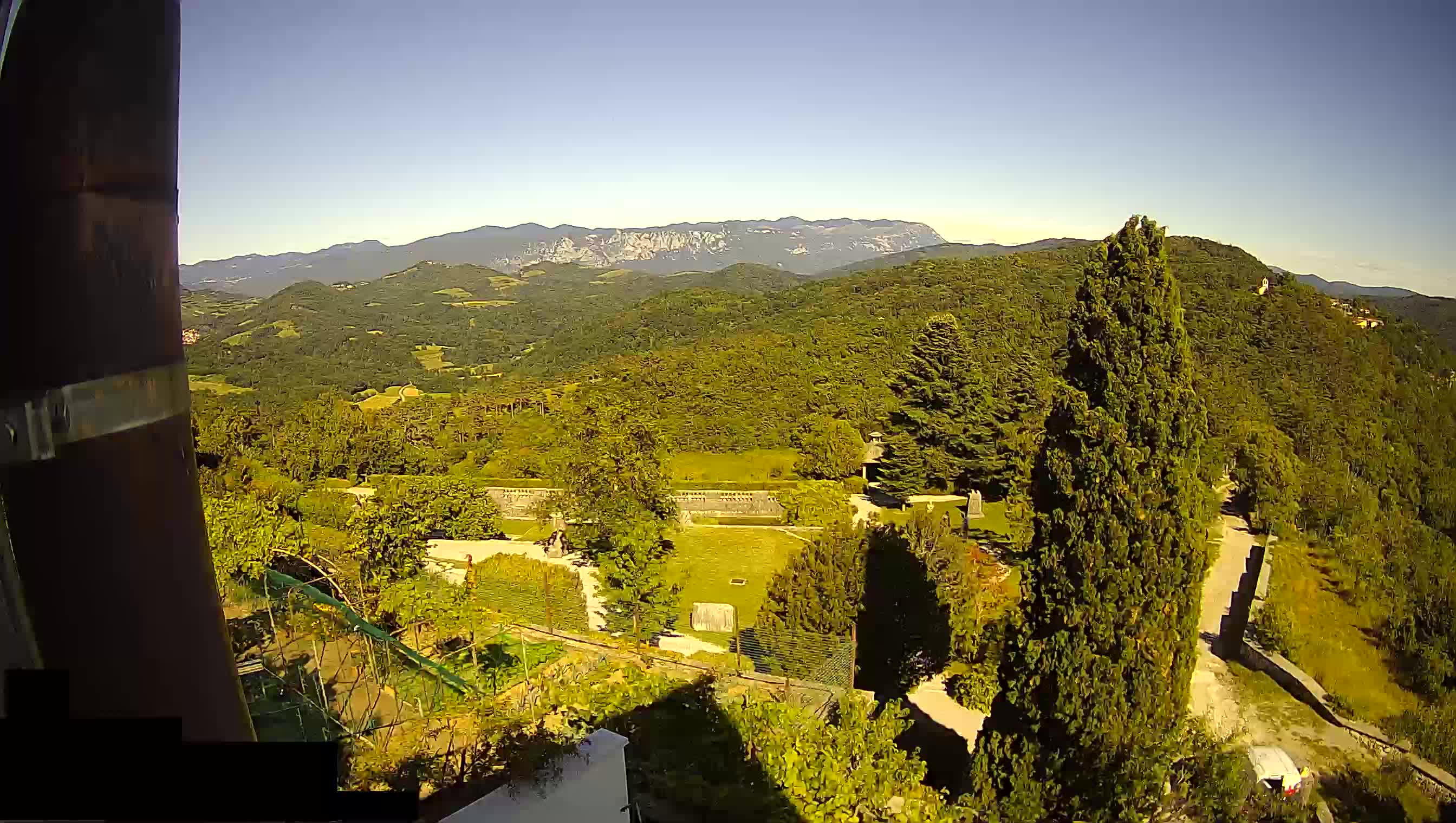 Webcam Štanjel –  Giardini Ferrari – Slovenia livecam