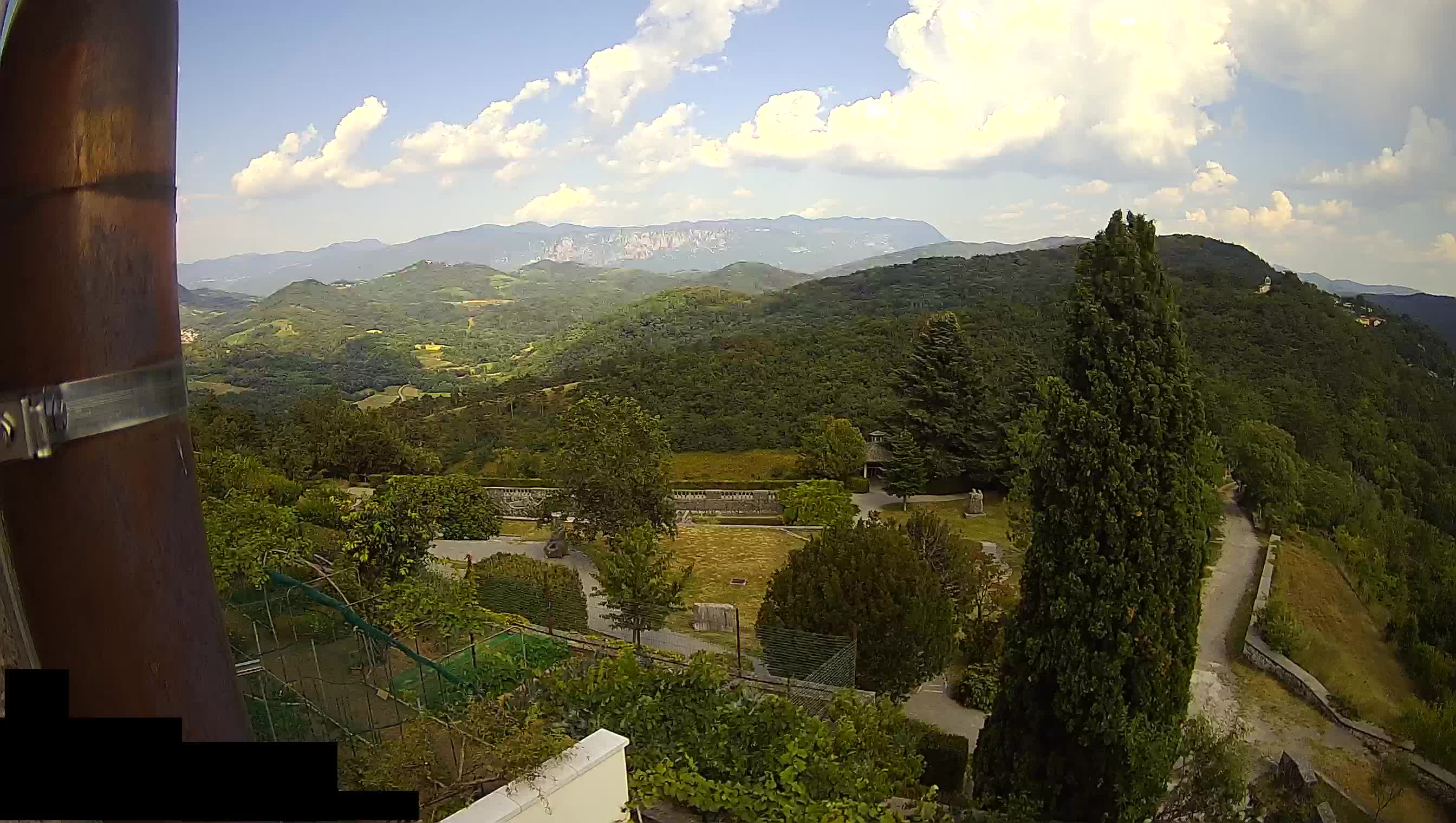 Webcam Štanjel –  Giardini Ferrari – Slovenia livecam