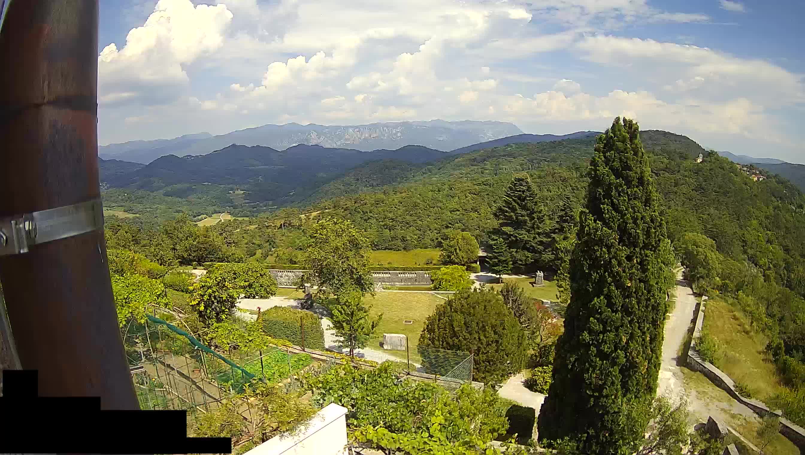 Webcam Štanjel –  Giardini Ferrari – Slovenia livecam