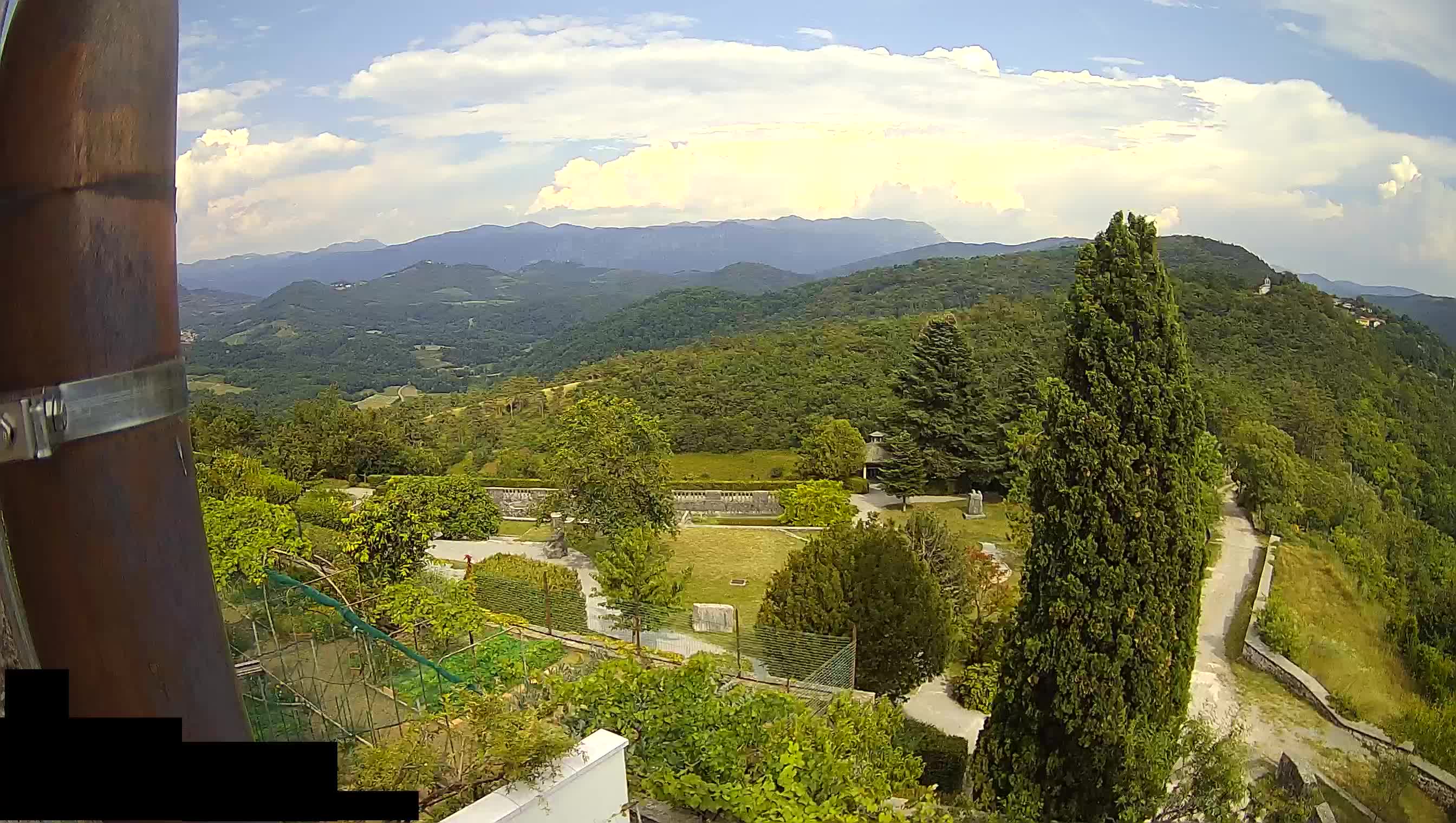 Live Webcam Štanjel –  Ferrari Garden – Slovenia livecam