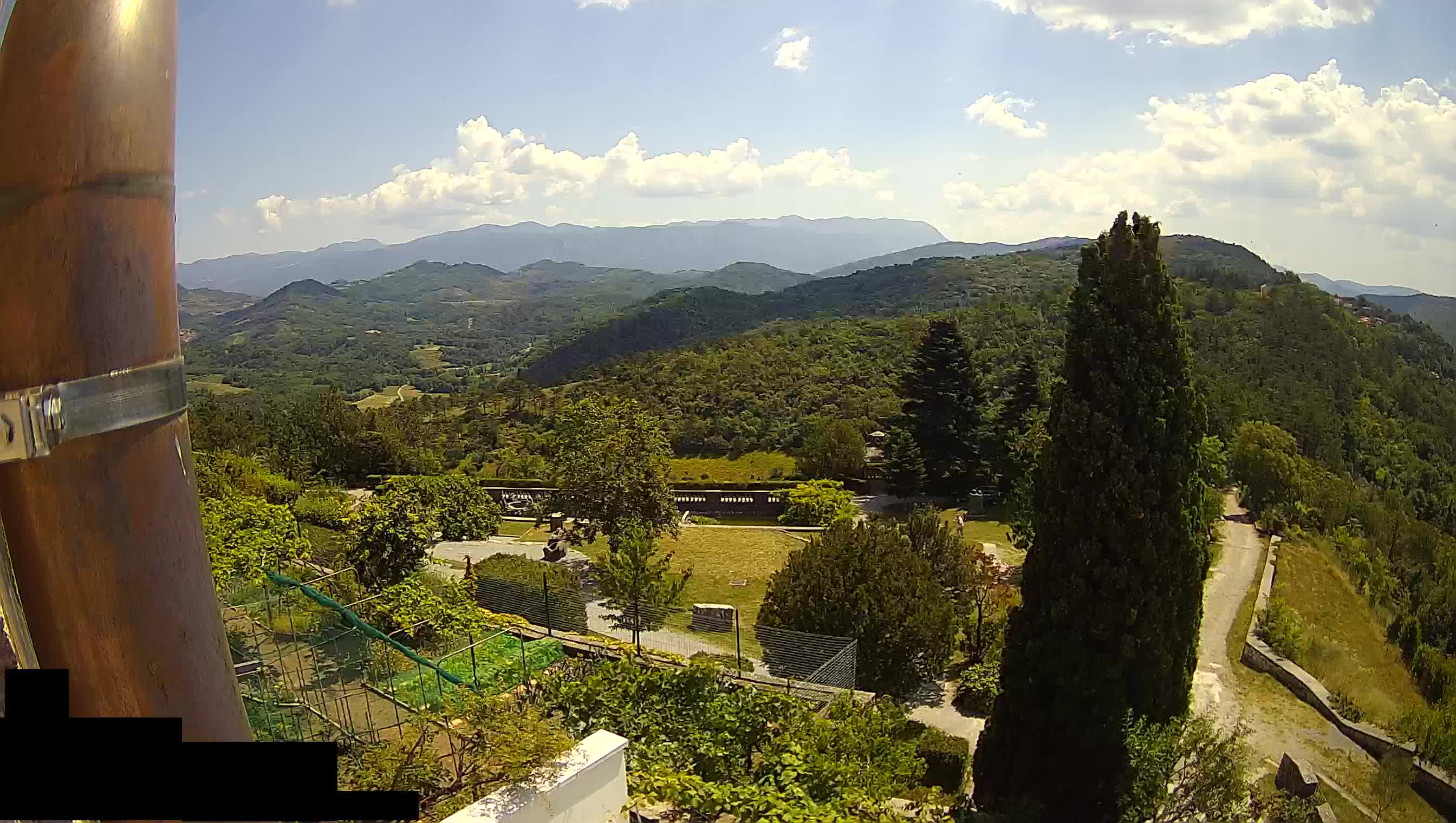 Live Webcam Štanjel –  Ferrari Garden – Slovenia livecam