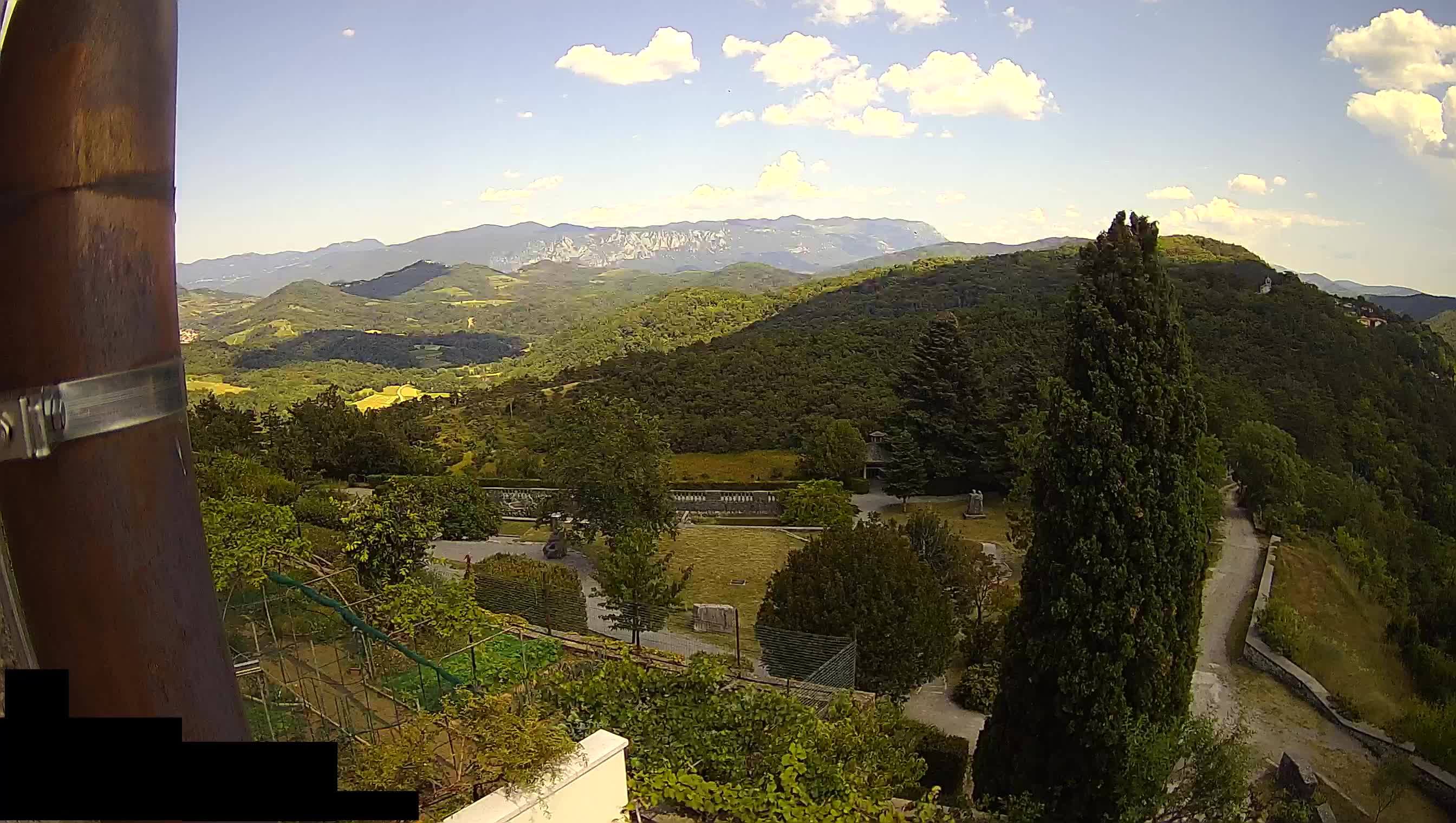 Štanjel – Ferrarijev vrt – Slovenija web kamere