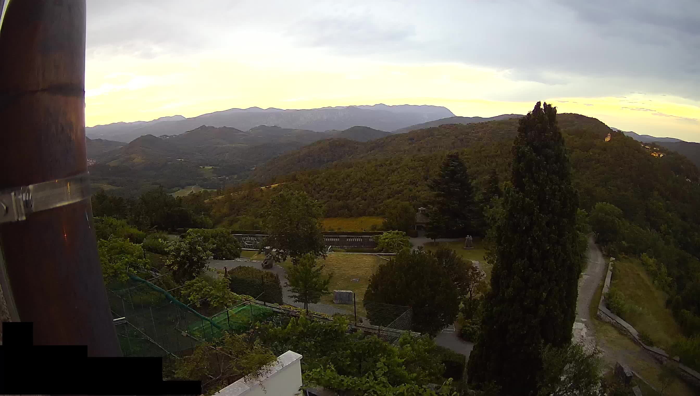 Webcam Štanjel –  Giardini Ferrari – Slovenia livecam