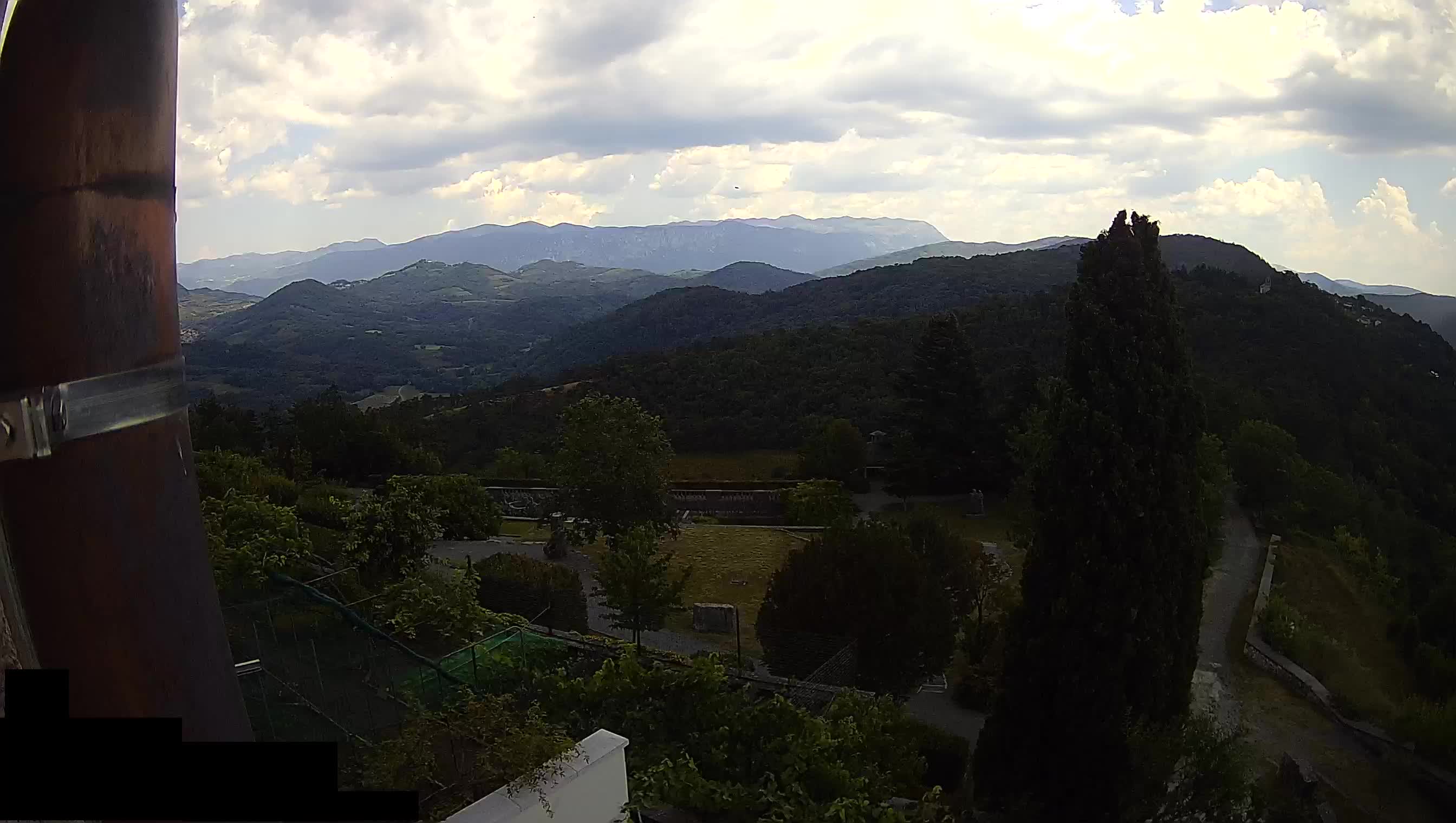 Štanjel – Ferrarijev vrt – Slovenija web kamere