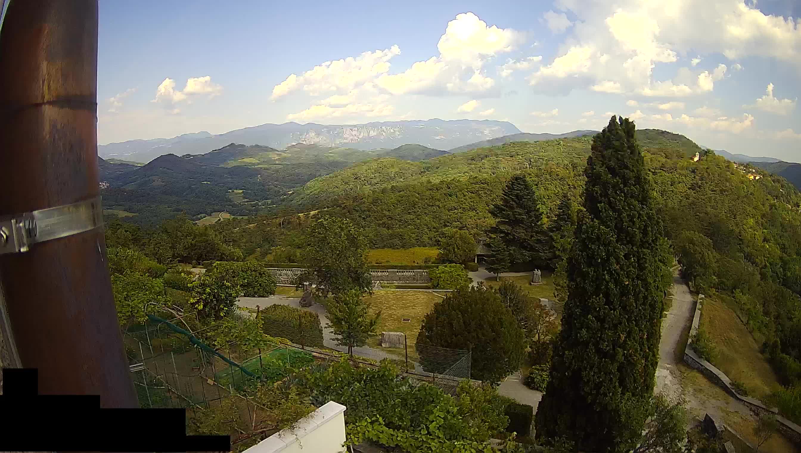Webcam Štanjel –  Giardini Ferrari – Slovenia livecam