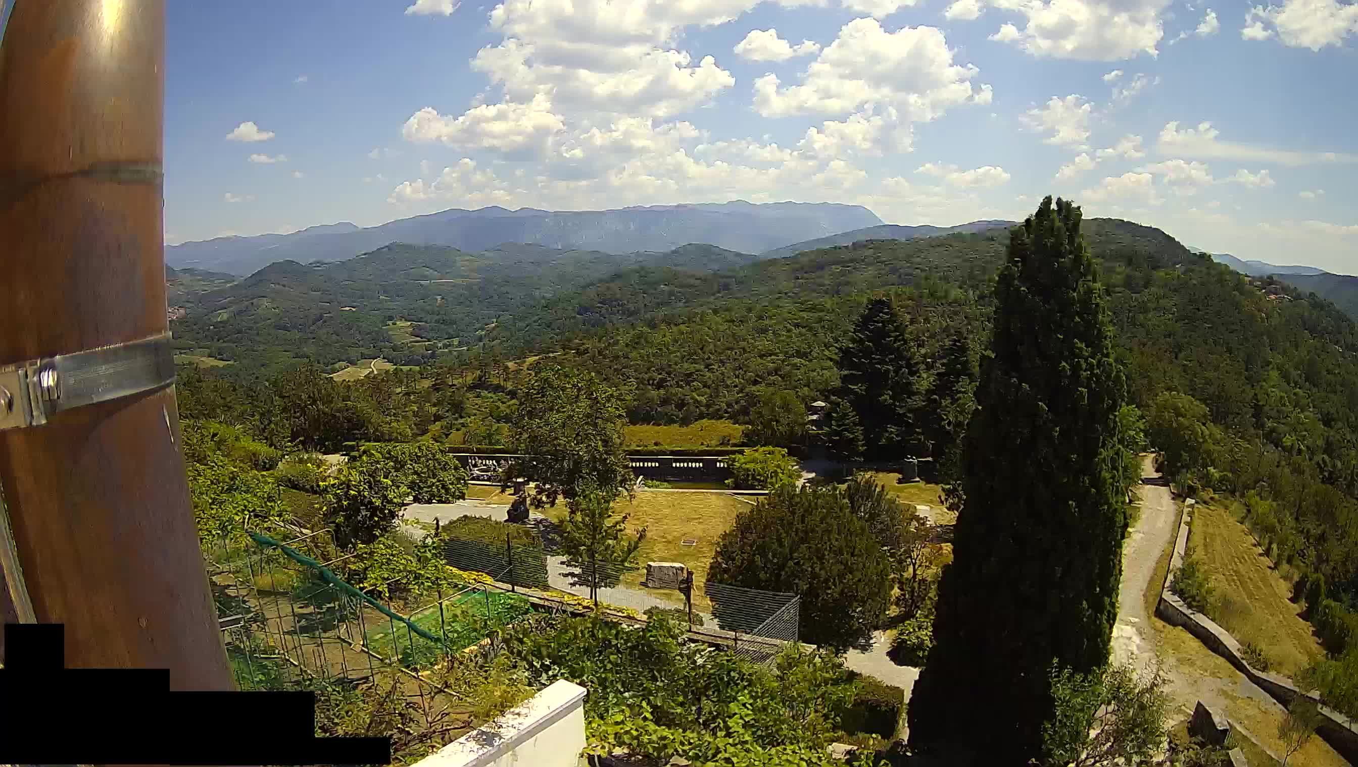Live Webcam Štanjel –  Ferrari Garden – Slovenia livecam