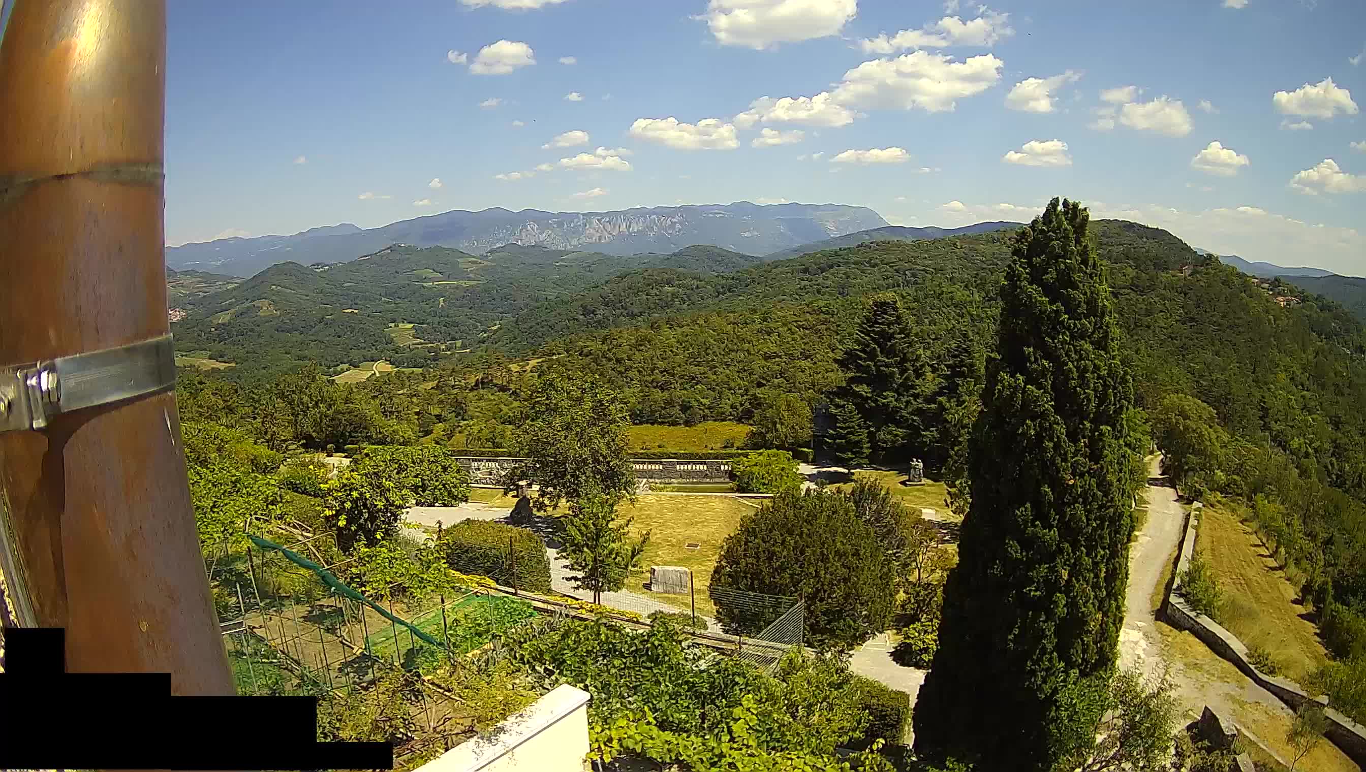 Live Webcam Štanjel –  Ferrari Garden – Slovenia livecam
