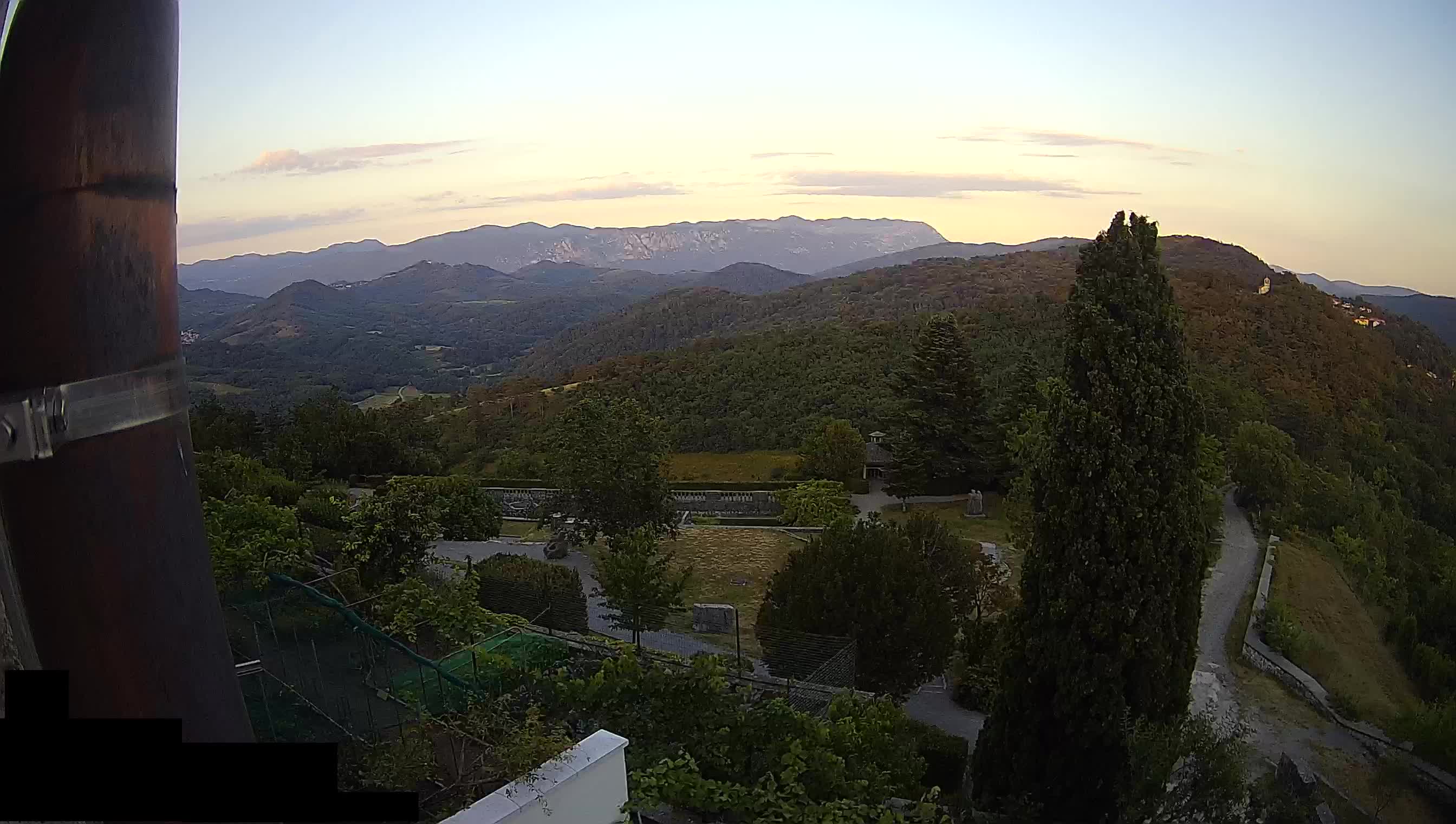 Webcam Štanjel –  Giardini Ferrari – Slovenia livecam