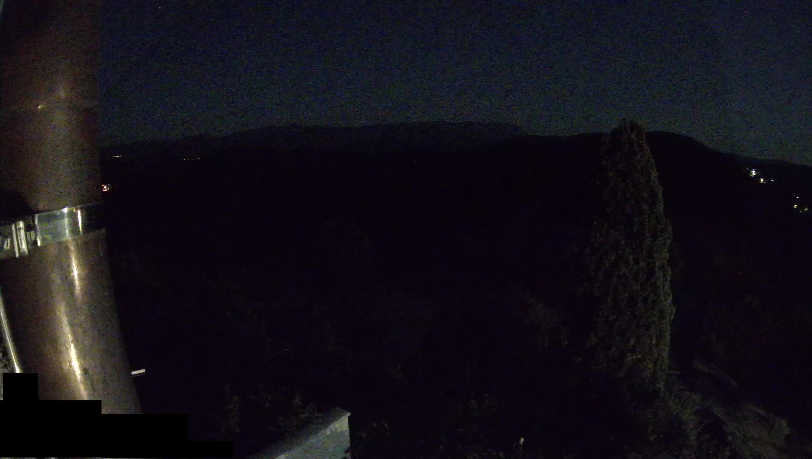 Live Webcam Štanjel –  Ferrari Garden – Slovenia livecam