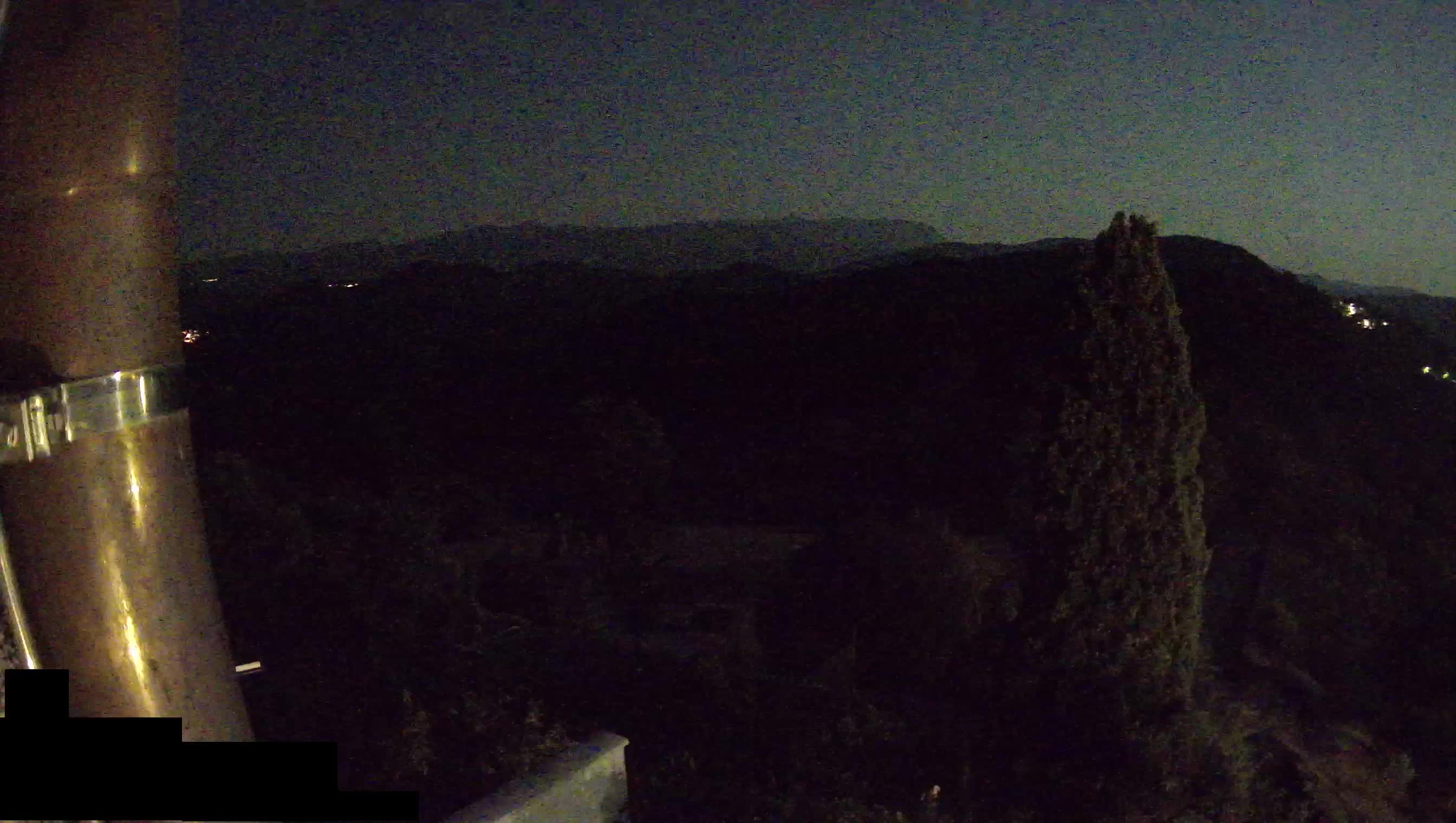 Live Webcam Štanjel –  Ferrari Garden – Slovenia livecam