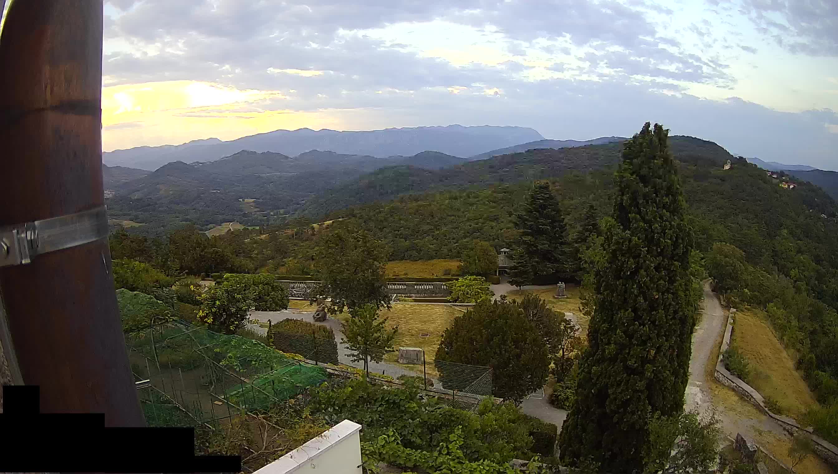 Live Webcam Štanjel – Ferrari Garden – Slovenia livecam