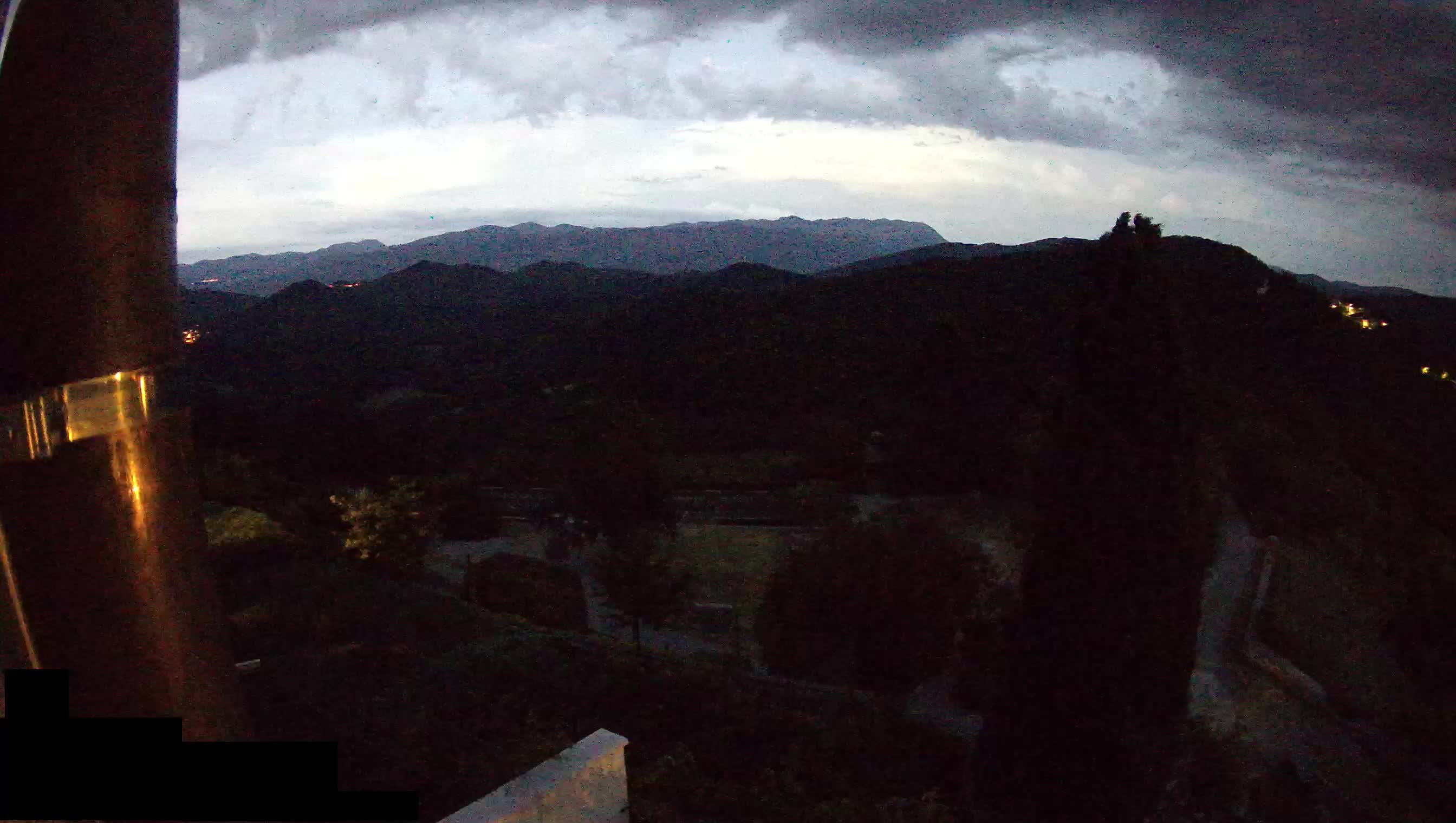 Live Webcam Štanjel –  Ferrari Garden – Slovenia livecam