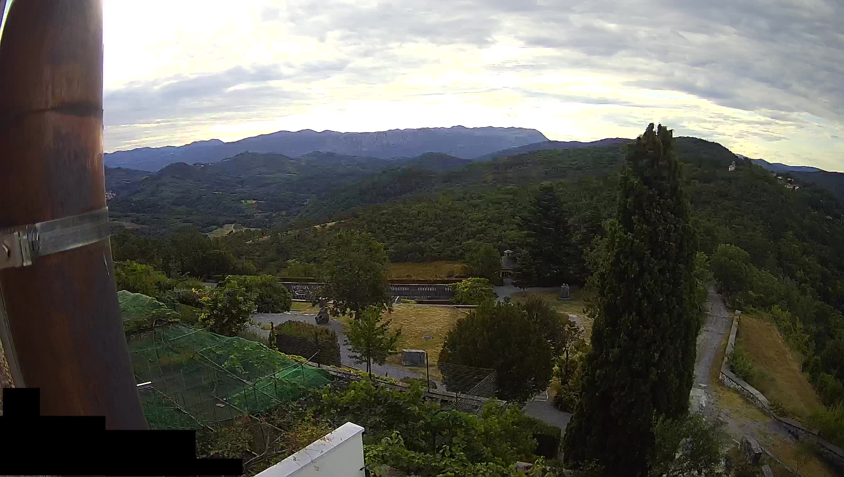 Webcam Štanjel –  Giardini Ferrari – Slovenia livecam