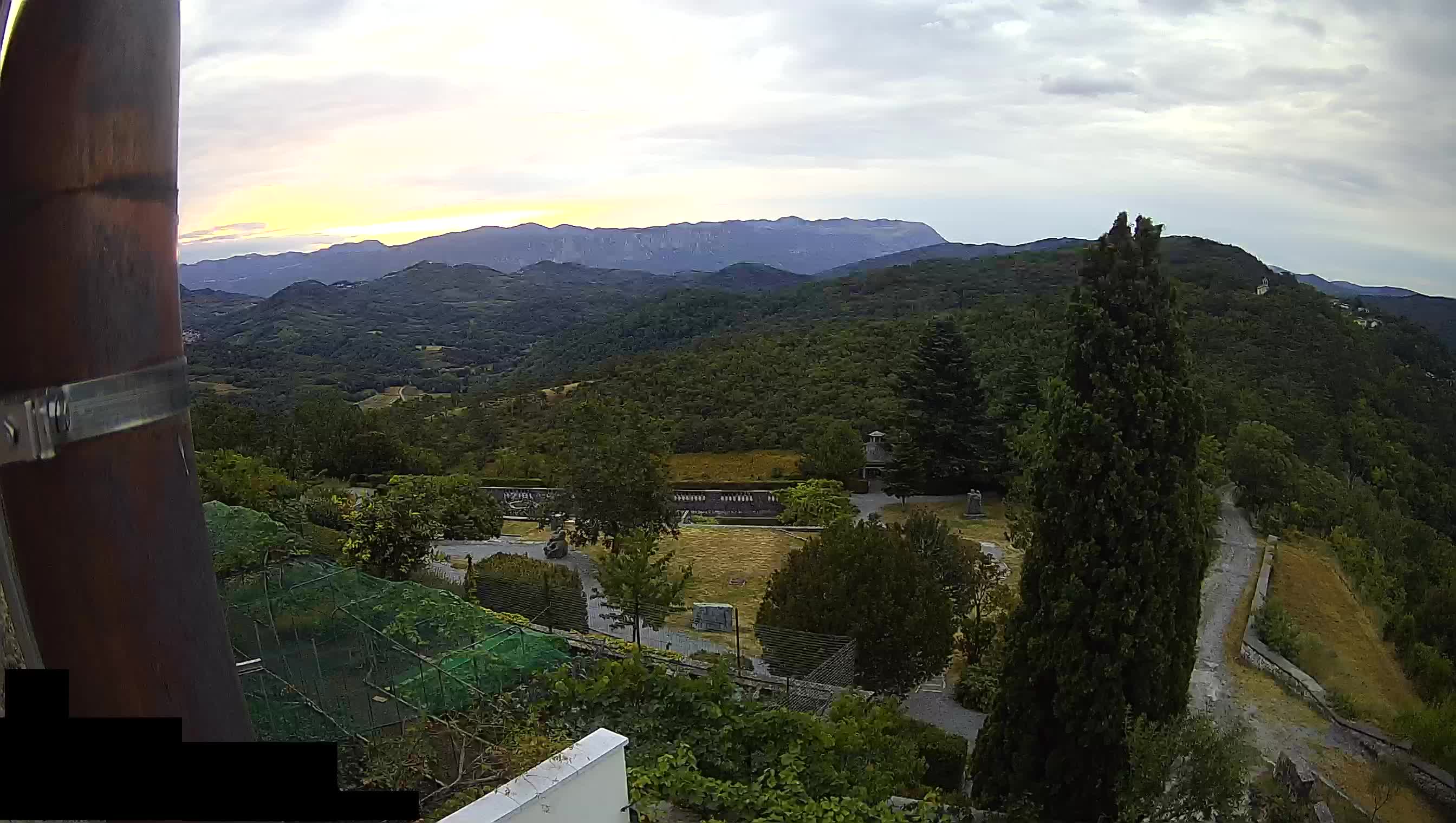 Live Webcam Štanjel –  Ferrari Garden – Slovenia livecam