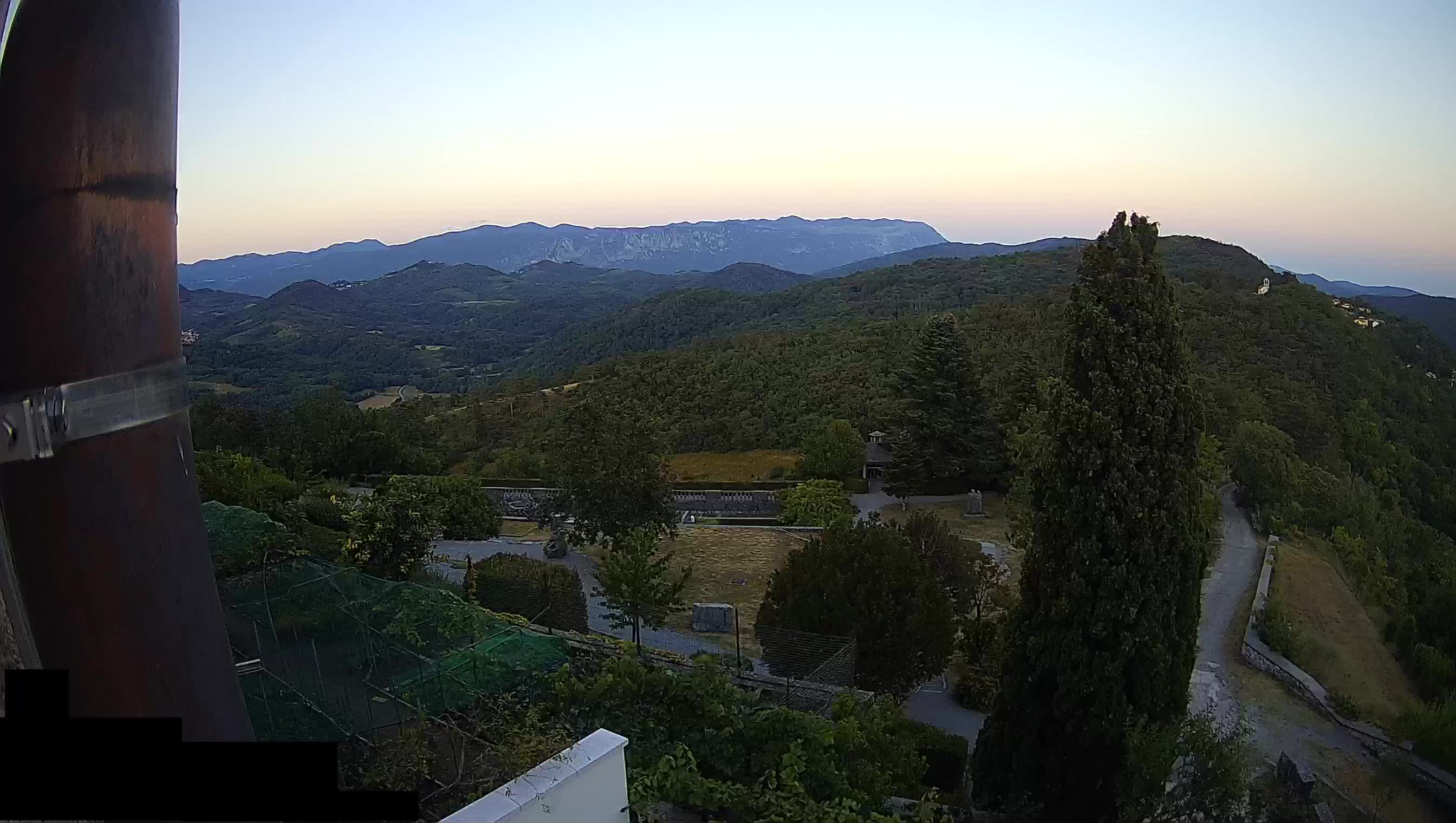 Live Webcam Štanjel – Ferrari Garden – Slovenia livecam